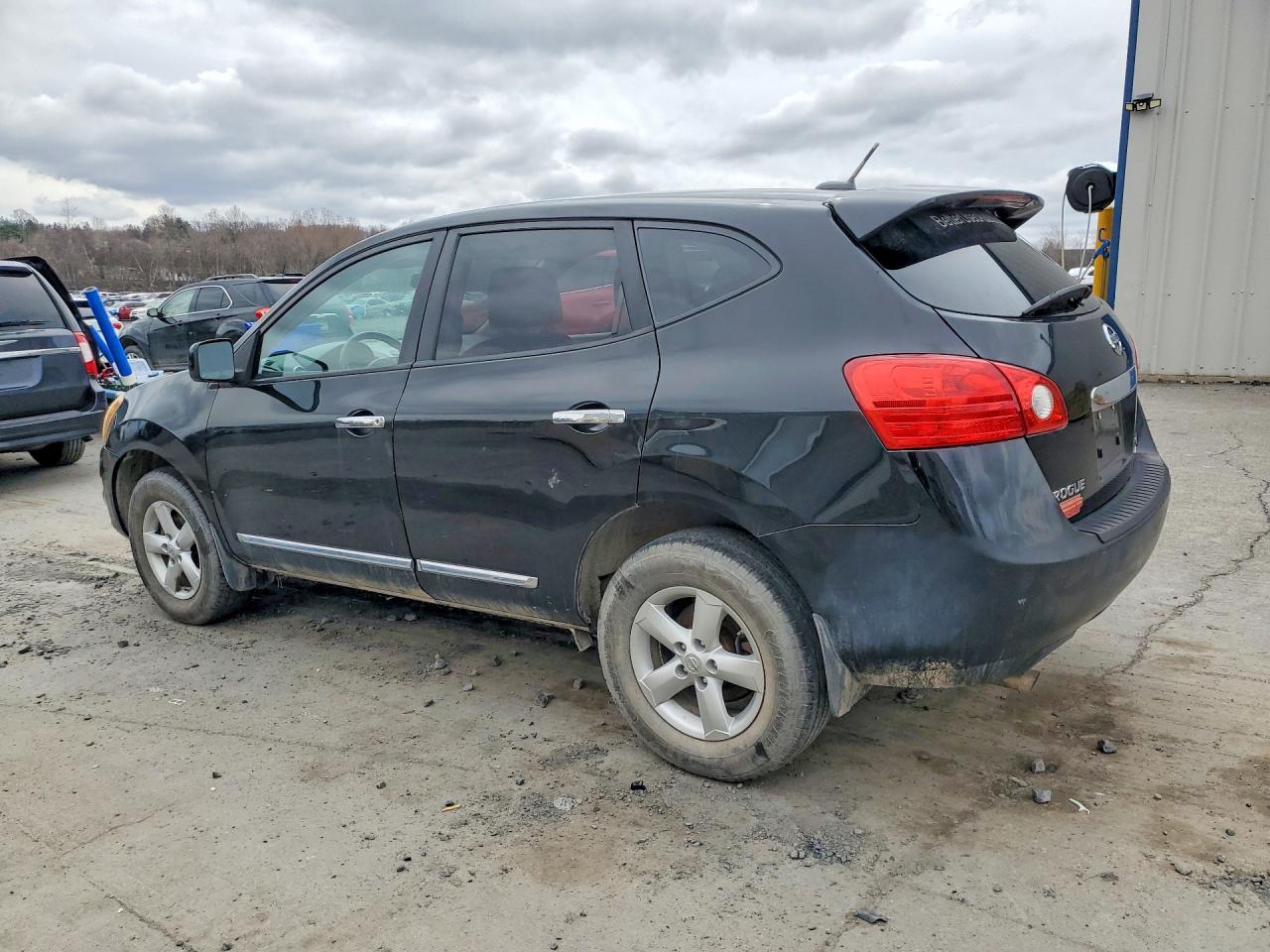 2013 Nissan Rogue S Черный vin: JN8AS5MV8DW635556