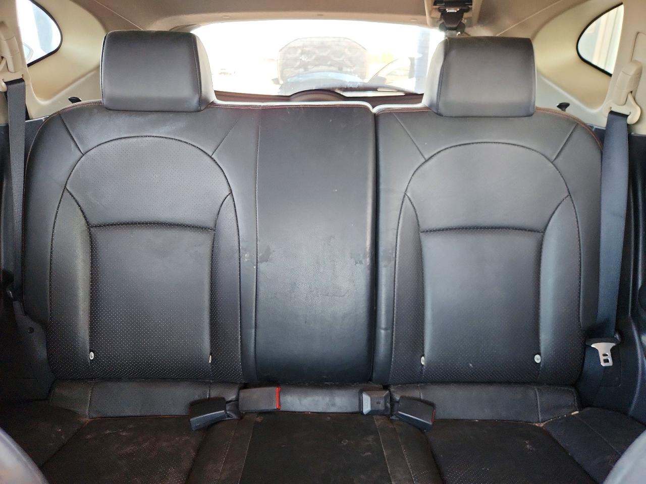 2013 Nissan Rogue S Silver vin: JN8AS5MV8DW643995