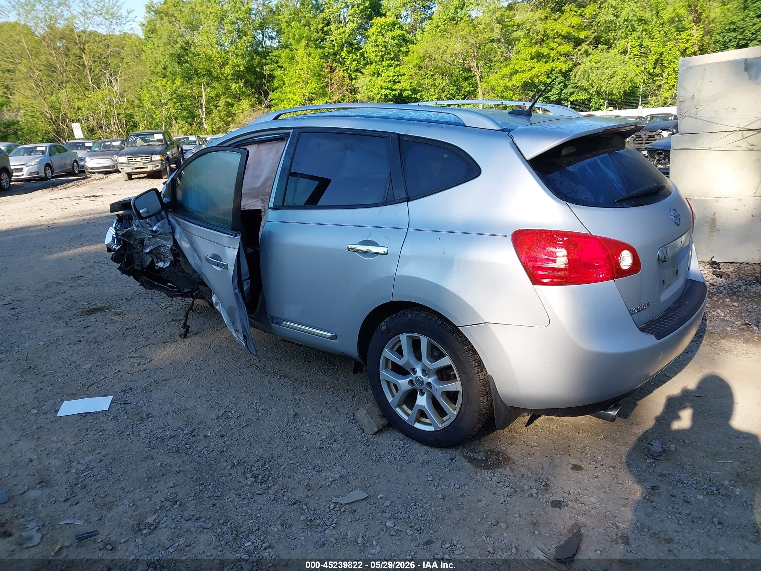 2013 Nissan Rogue Sv W/sl Pkg Серебряный vin: JN8AS5MV8DW648792