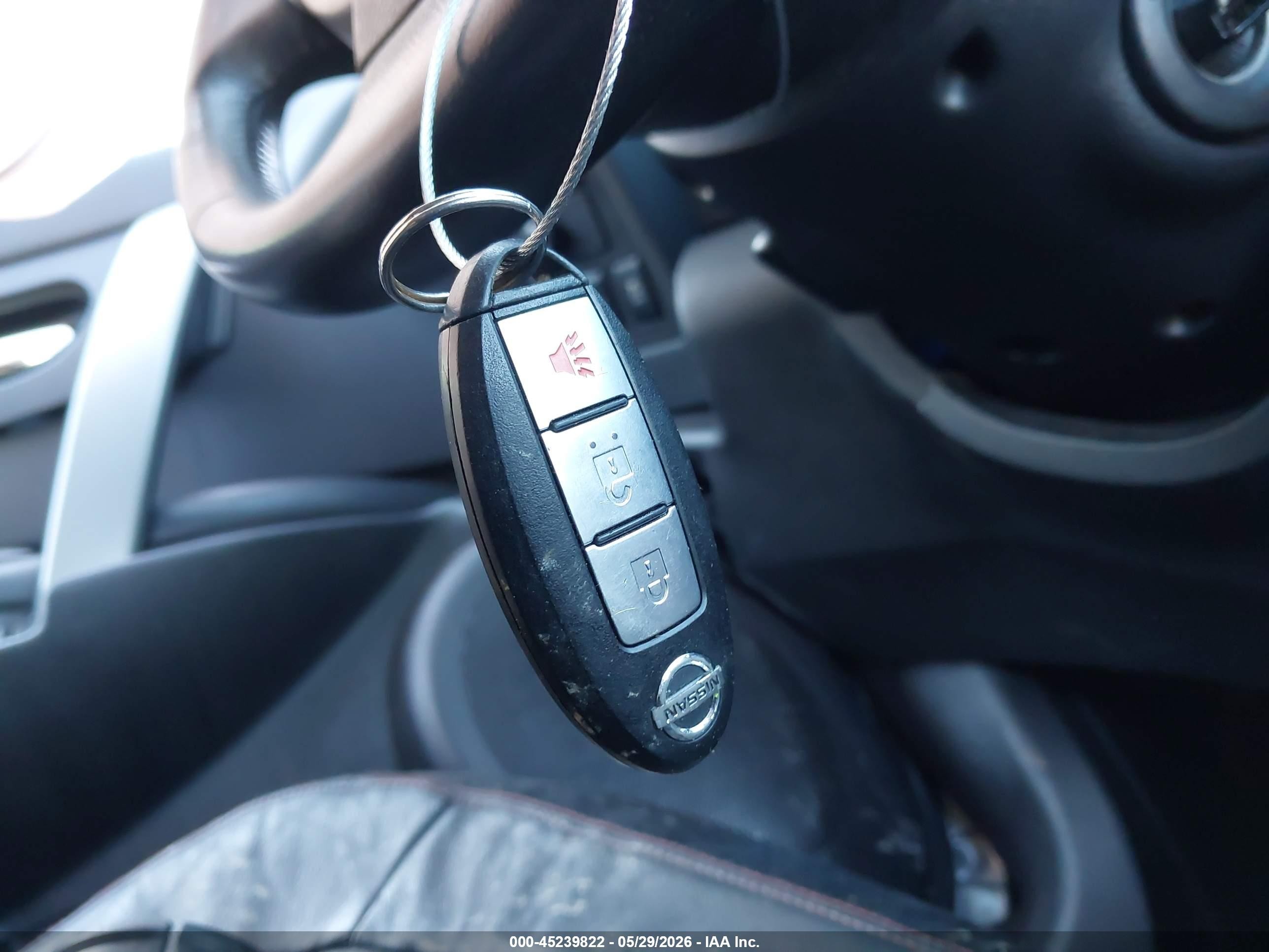 2013 Nissan Rogue Sv W/sl Pkg Серебряный vin: JN8AS5MV8DW648792