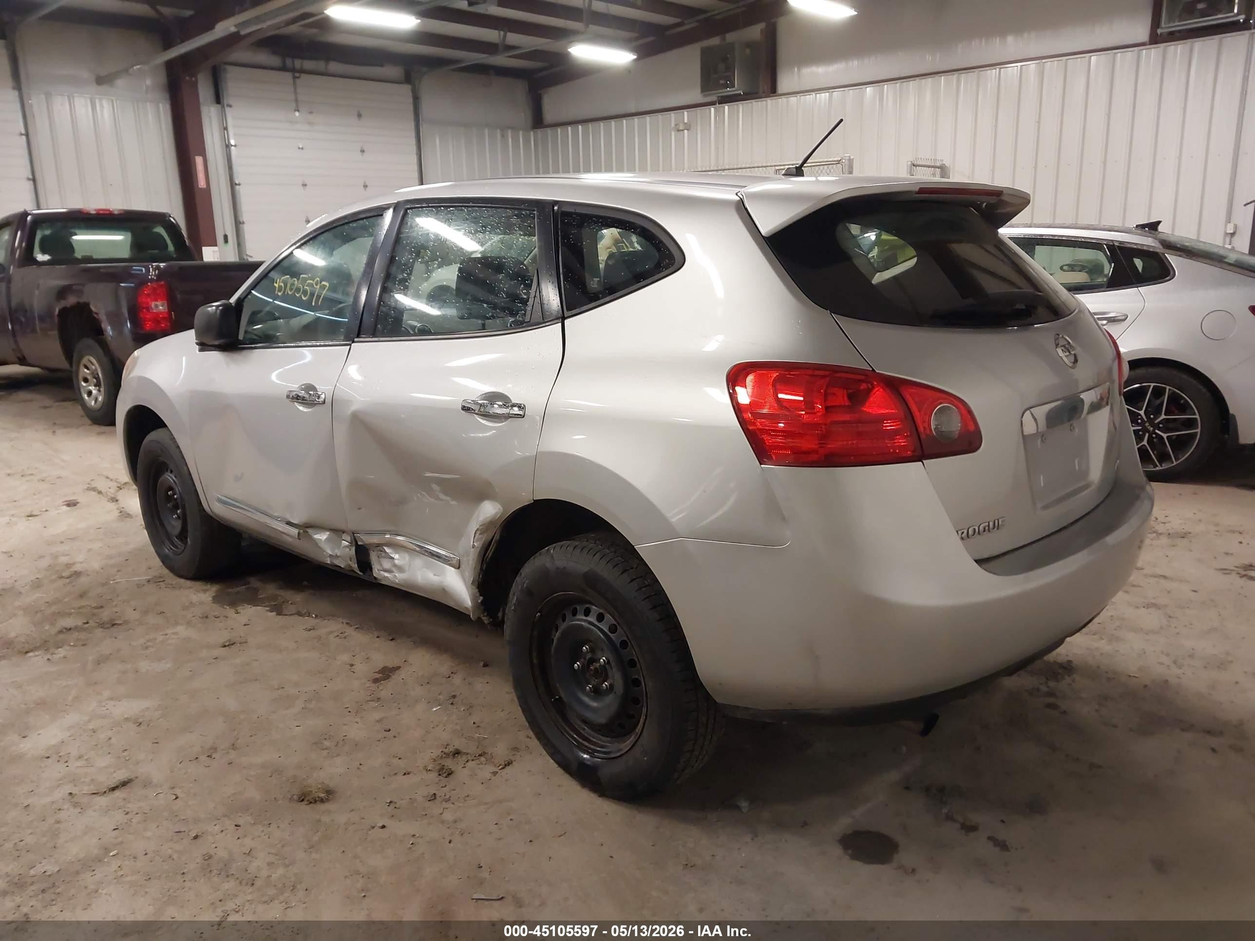 2013 Nissan Rogue S Silver vin: JN8AS5MV8DW649196