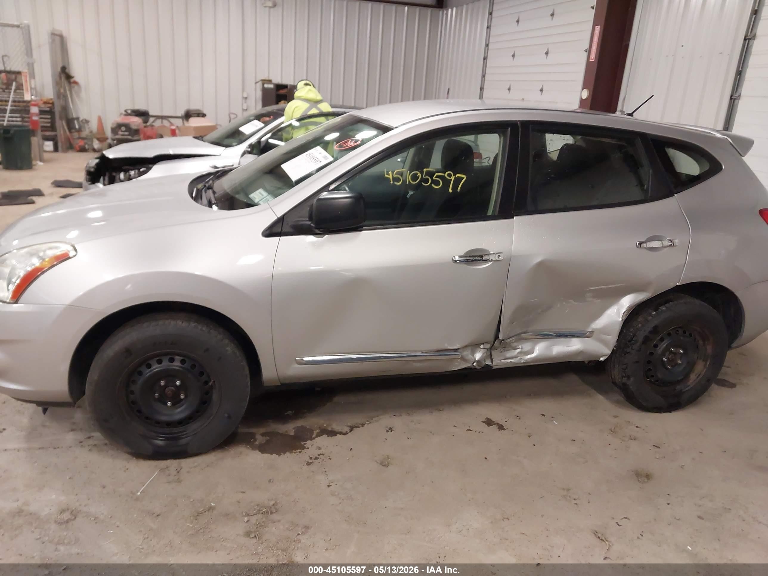 2013 Nissan Rogue S Silver vin: JN8AS5MV8DW649196