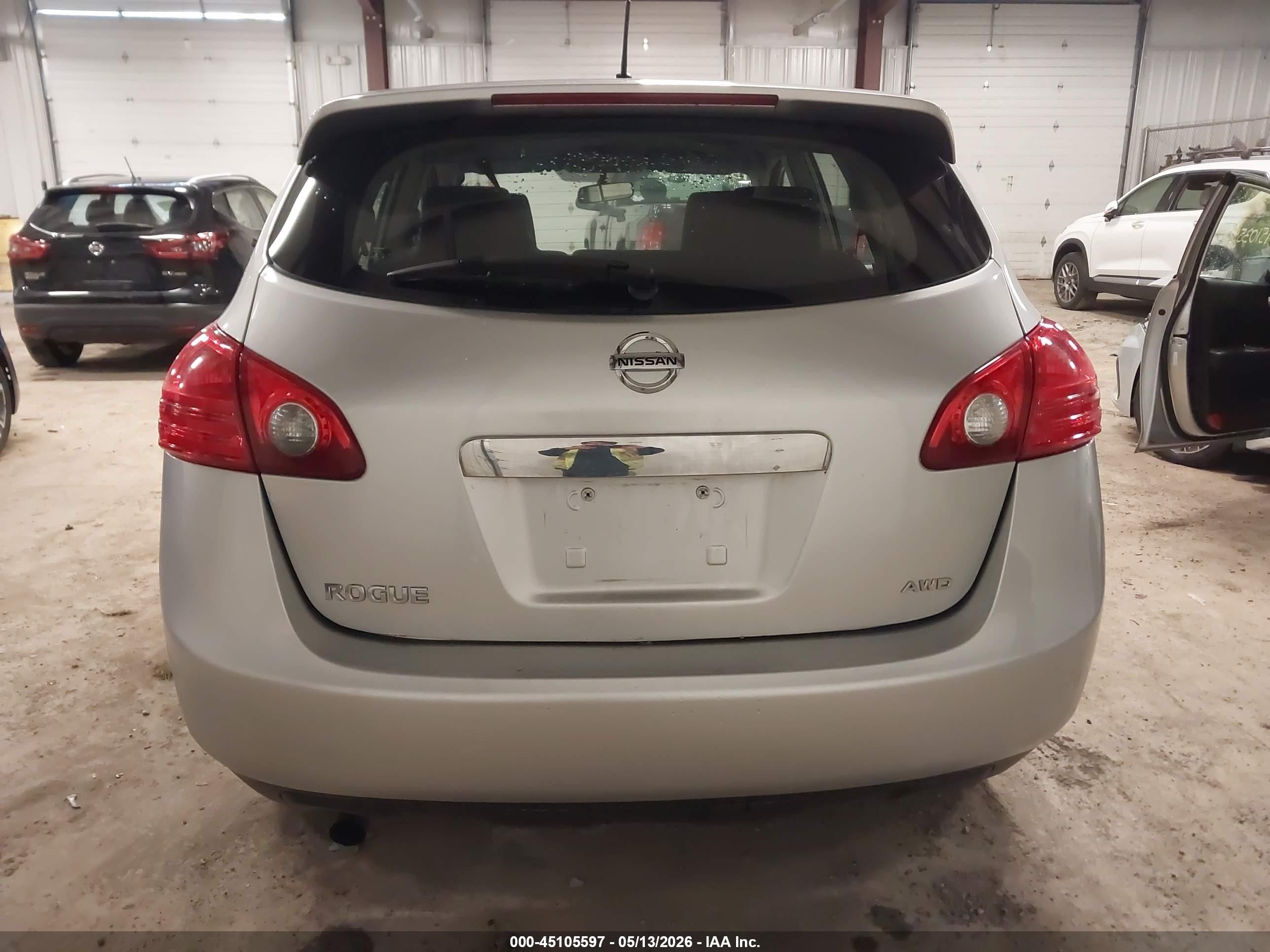 2013 Nissan Rogue S Silver vin: JN8AS5MV8DW649196