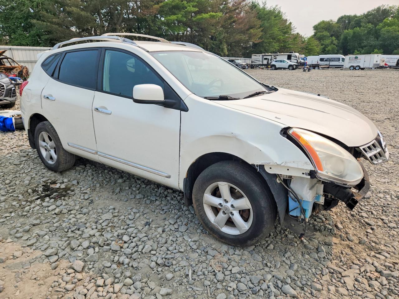 2013 Nissan Rogue S/sv Белый vin: JN8AS5MV8DW665558
