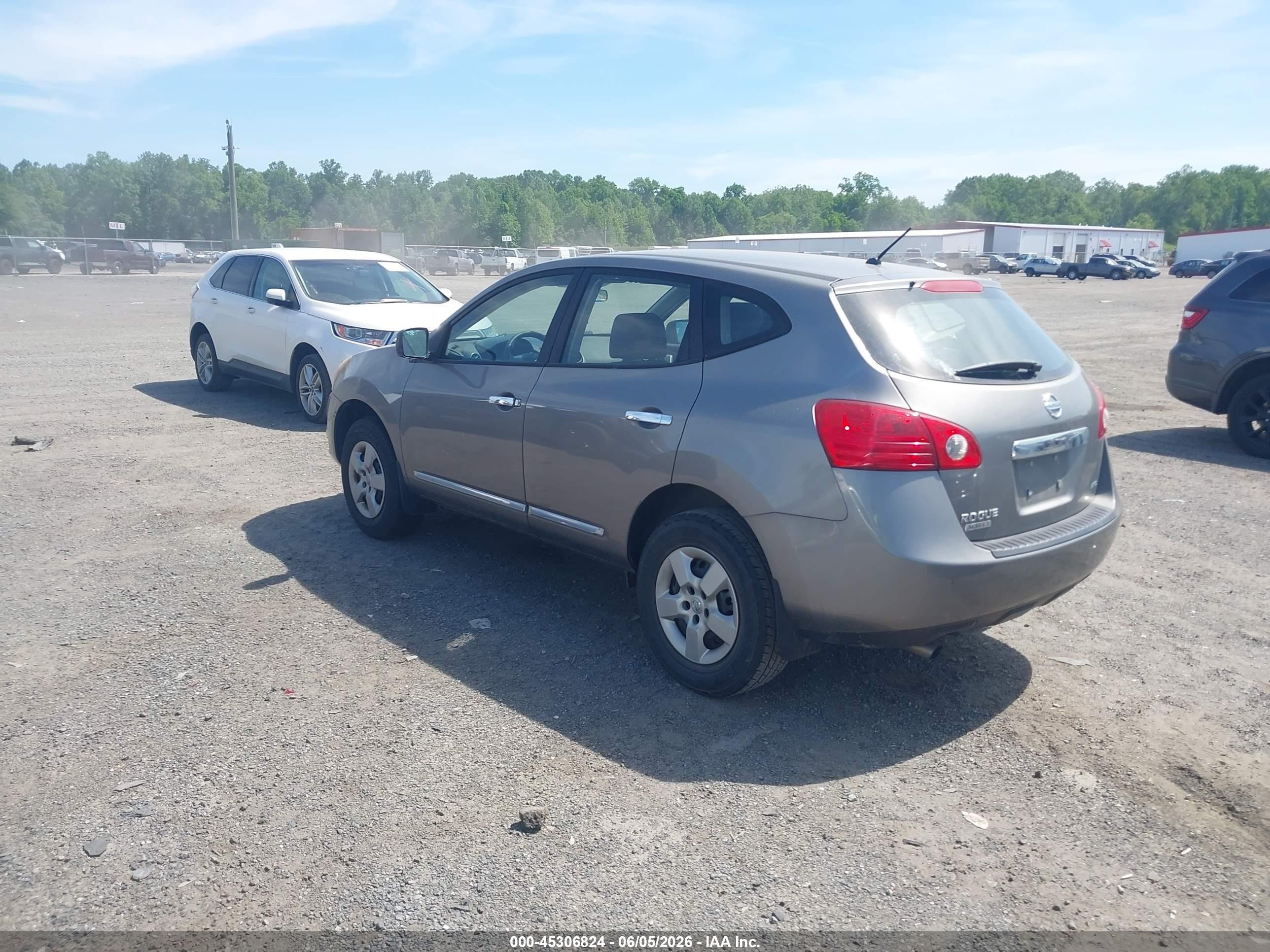 2014 Nissan Rogue Select S Gray vin: JN8AS5MV8EW703372