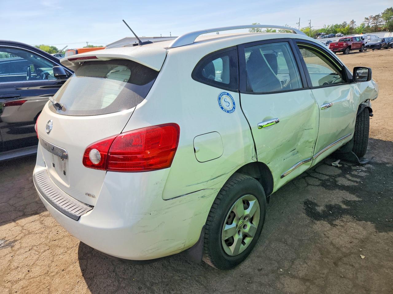 2014 Nissan Rogue Select S White vin: JN8AS5MV8EW717403