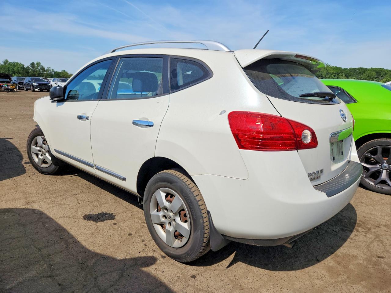 2014 Nissan Rogue Select S White vin: JN8AS5MV8EW717403
