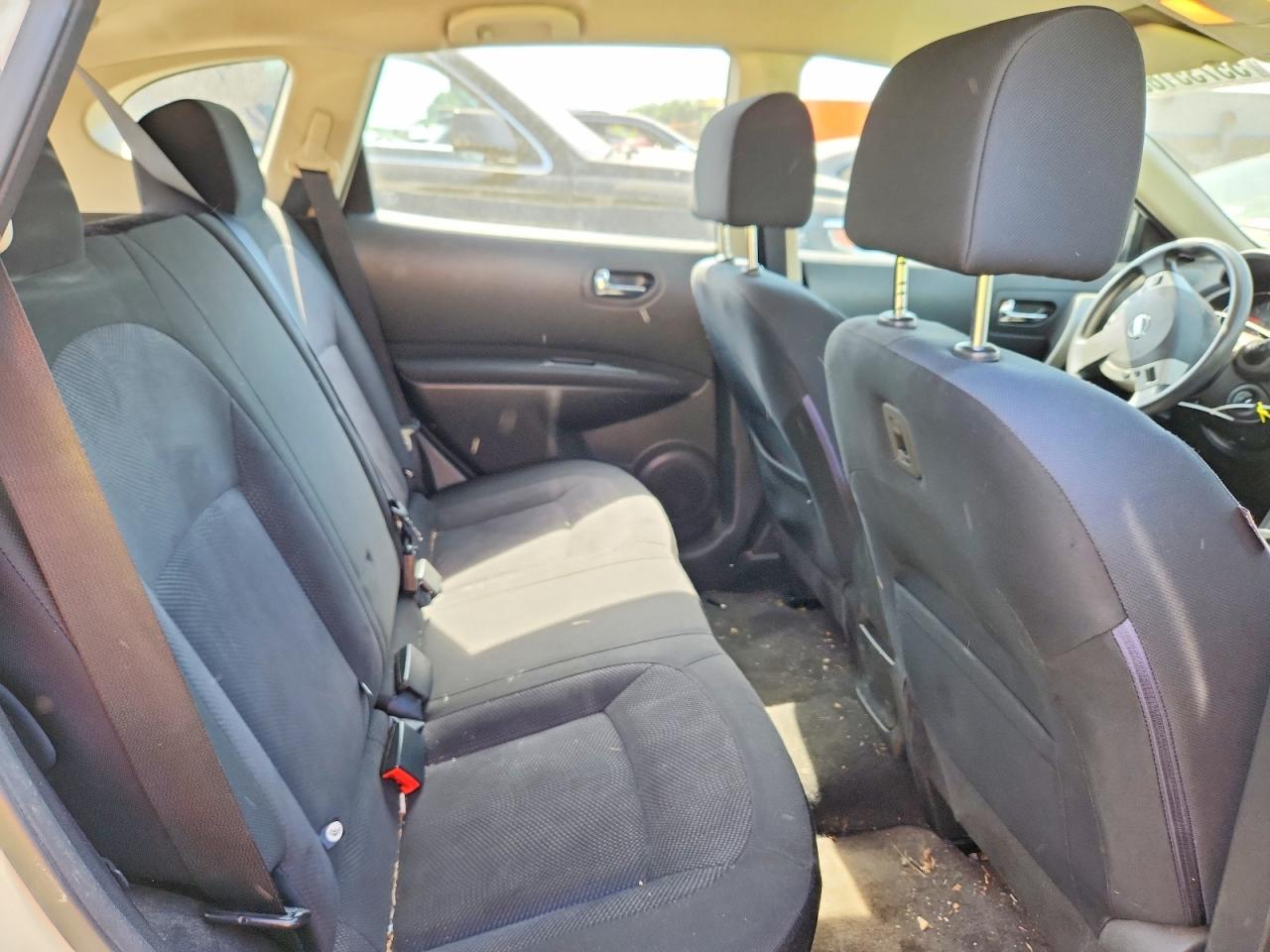 2014 Nissan Rogue Select S White vin: JN8AS5MV8EW717403
