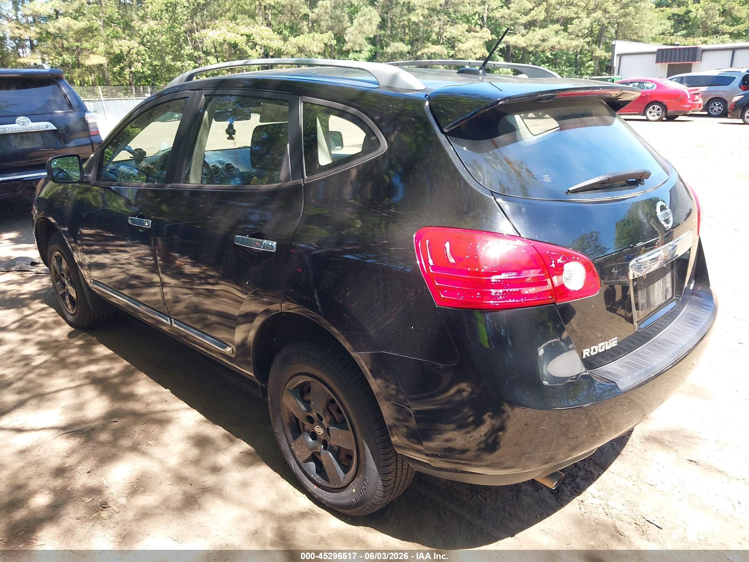2015 Nissan Rogue Select S Black vin: JN8AS5MV8FW255815