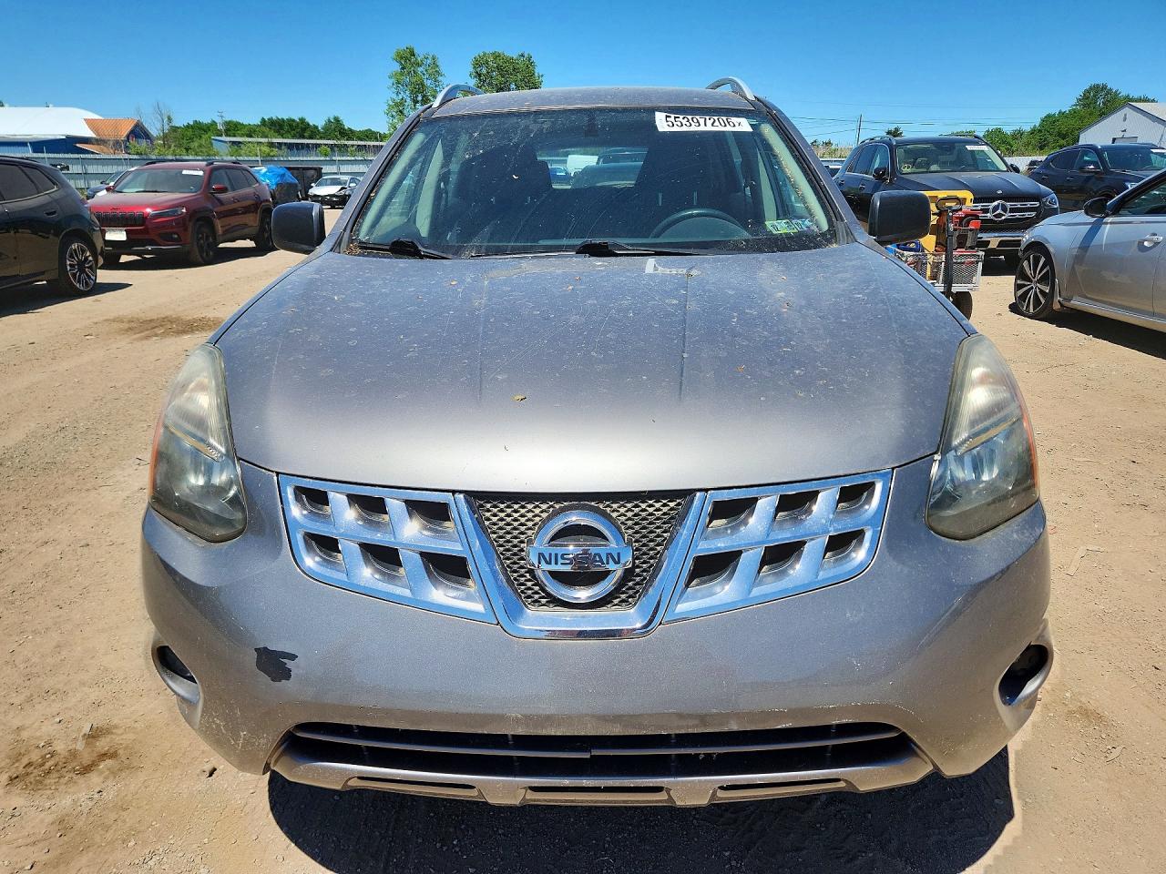 2015 Nissan Rogue Select S Silver vin: JN8AS5MV8FW768983