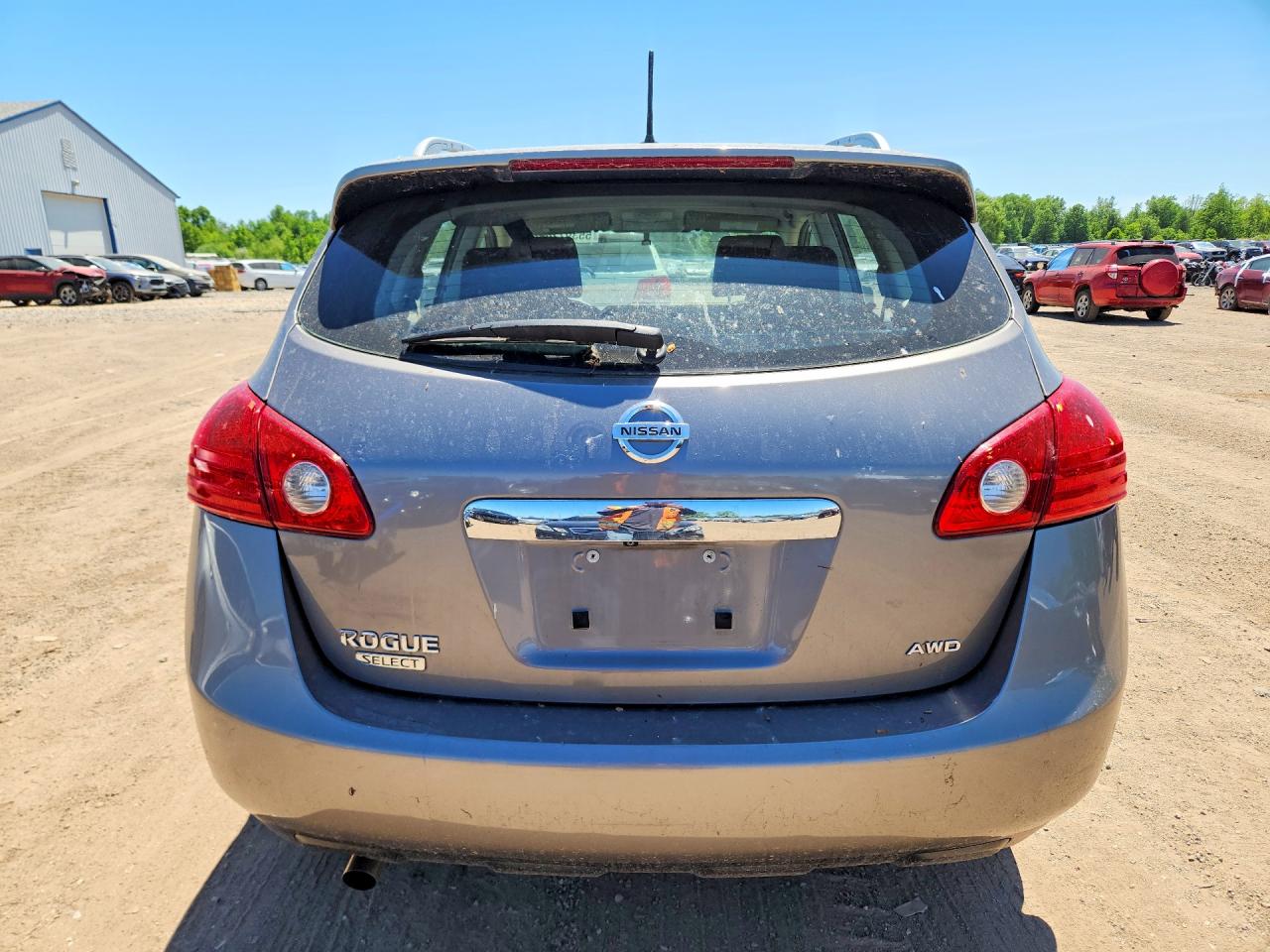 2015 Nissan Rogue Select S Silver vin: JN8AS5MV8FW768983