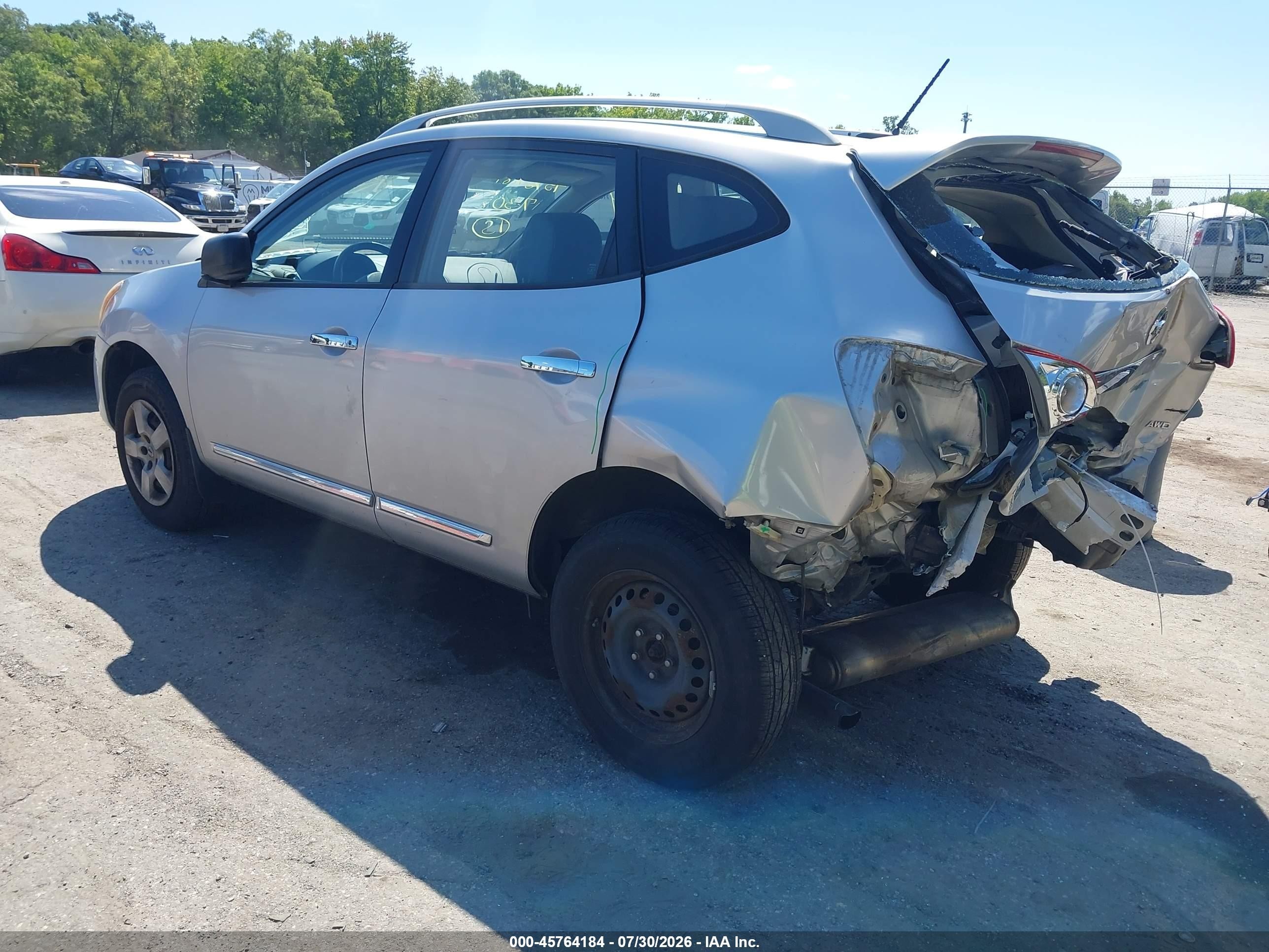 2015 Nissan Rogue Select S Silver vin: JN8AS5MV8FW770507