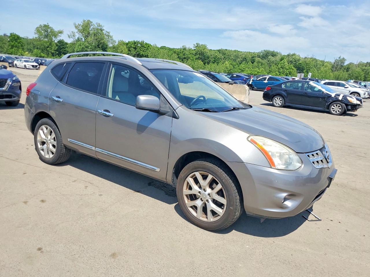 2011 Nissan Rogue S Silver vin: JN8AS5MV9BW282435