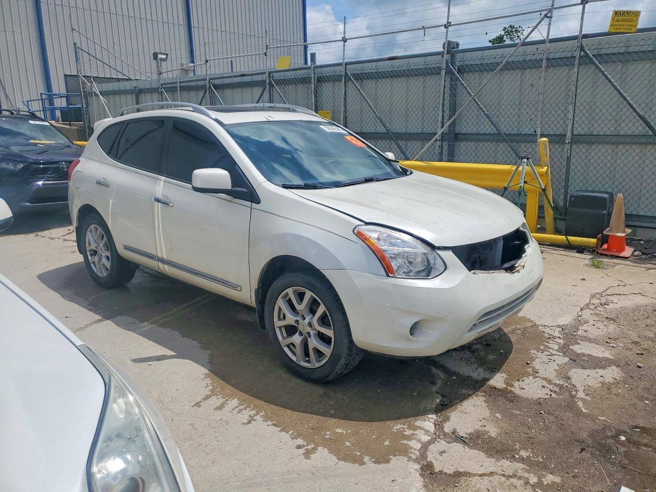 2011 Nissan Rogue S White vin: JN8AS5MV9BW288171
