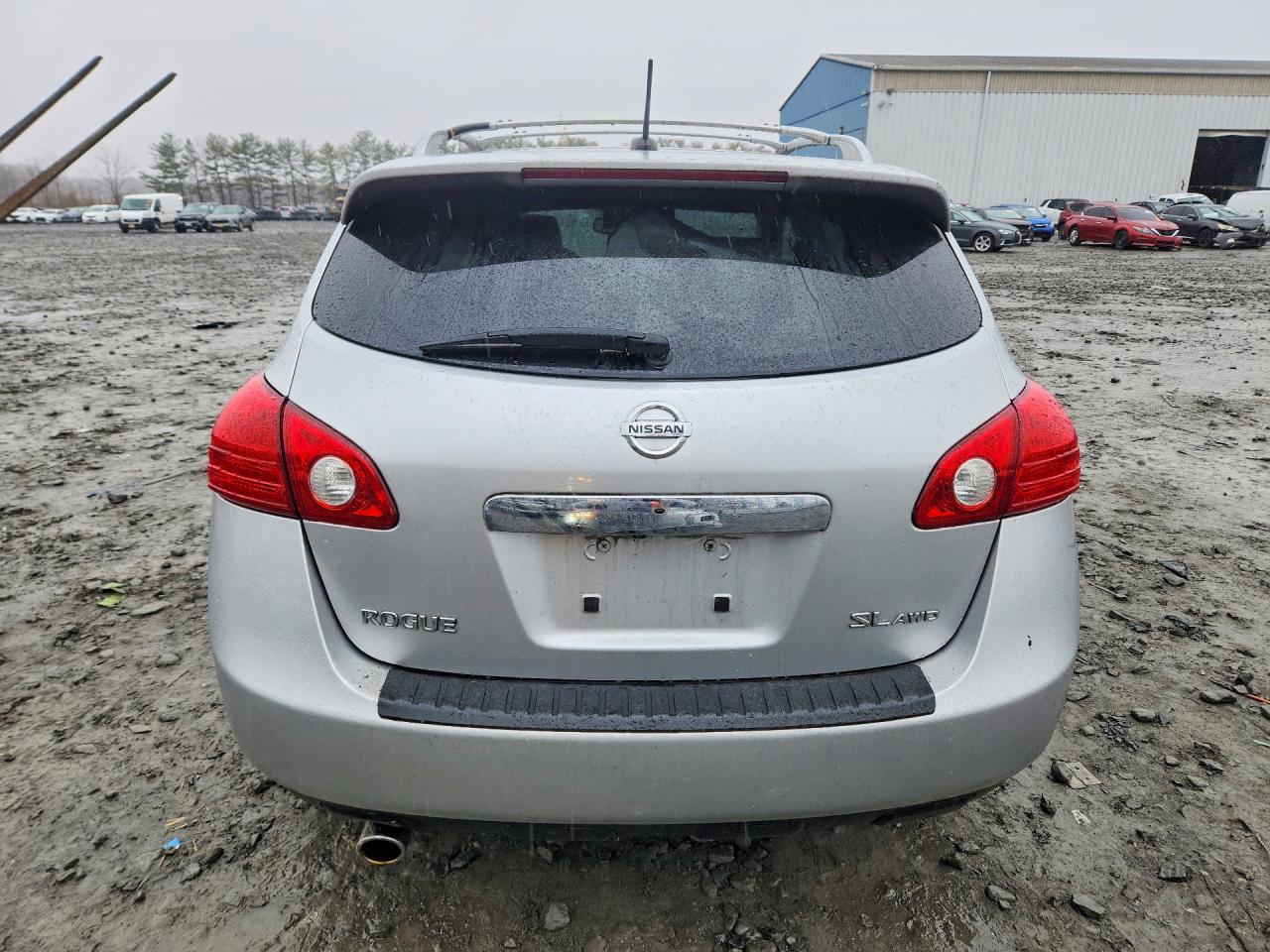 2011 Nissan Rogue S Silver vin: JN8AS5MV9BW303865
