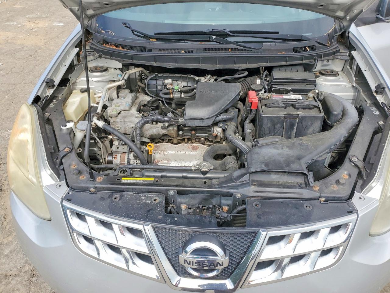 2012 Nissan Rogue S Silver vin: JN8AS5MV9CW360116