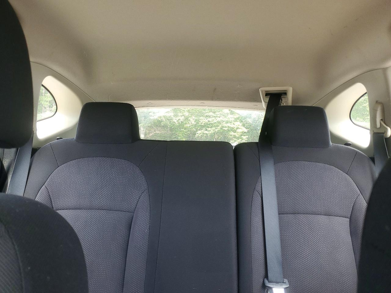 2012 Nissan Rogue S Silver vin: JN8AS5MV9CW360116