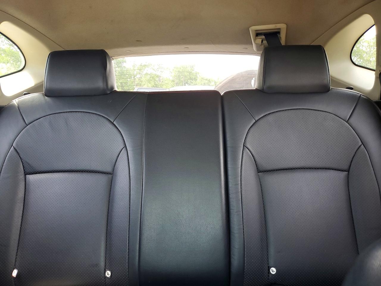 2012 Nissan Rogue S Silver vin: JN8AS5MV9CW364568