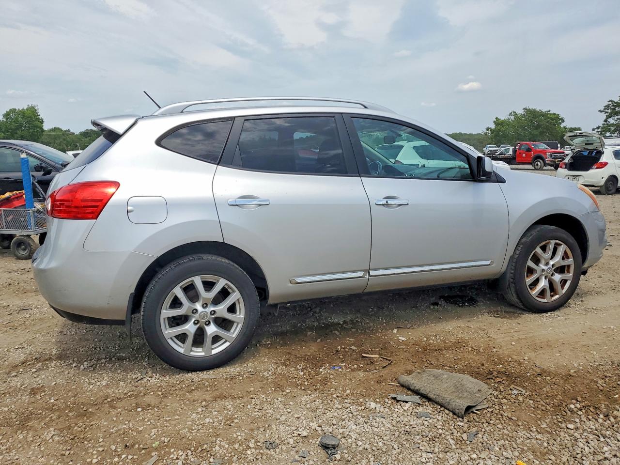 2012 Nissan Rogue S Silver vin: JN8AS5MV9CW364568