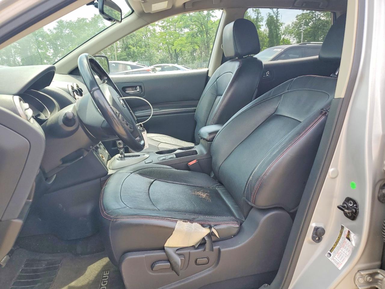 2012 Nissan Rogue S Silver vin: JN8AS5MV9CW364568