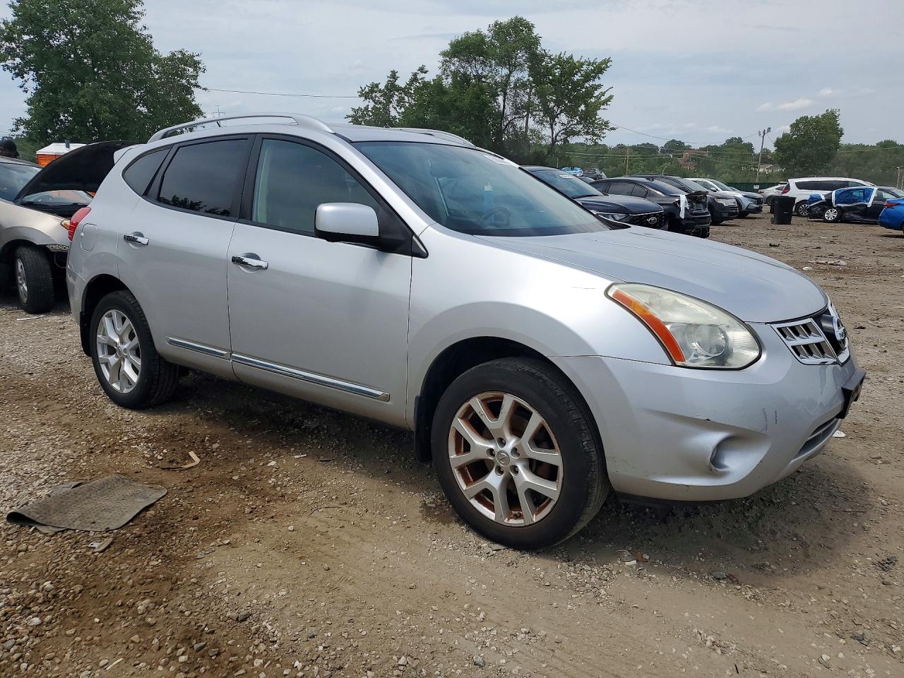 2012 Nissan Rogue S Silver vin: JN8AS5MV9CW364568