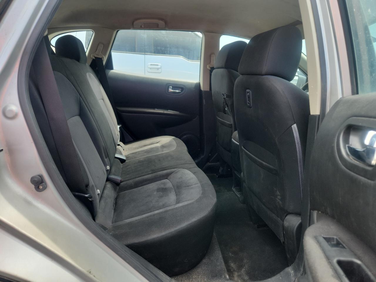 2012 Nissan Rogue S Silver vin: JN8AS5MV9CW386697
