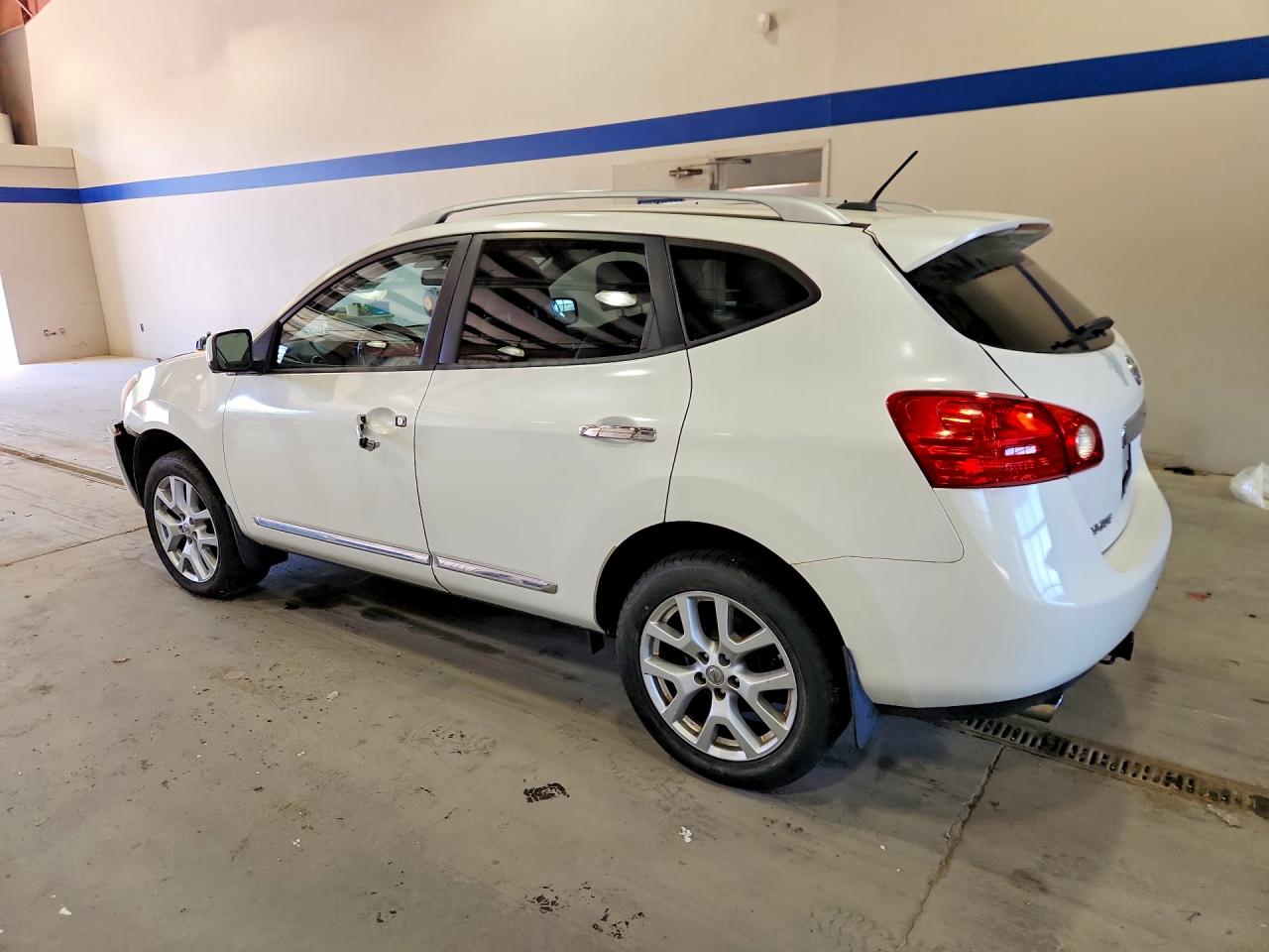 2012 Nissan Rogue S White vin: JN8AS5MV9CW386991