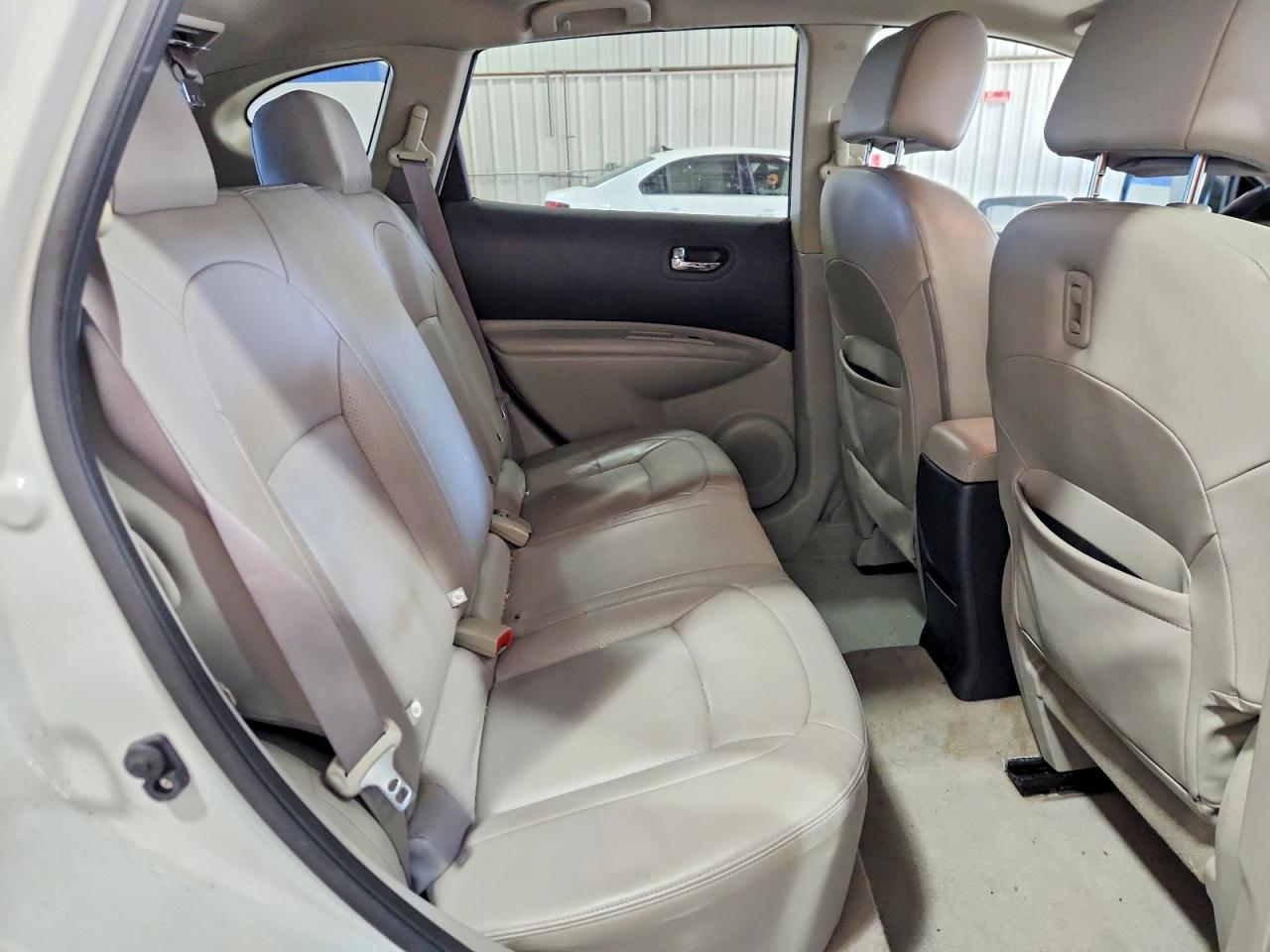 2012 Nissan Rogue S White vin: JN8AS5MV9CW386991