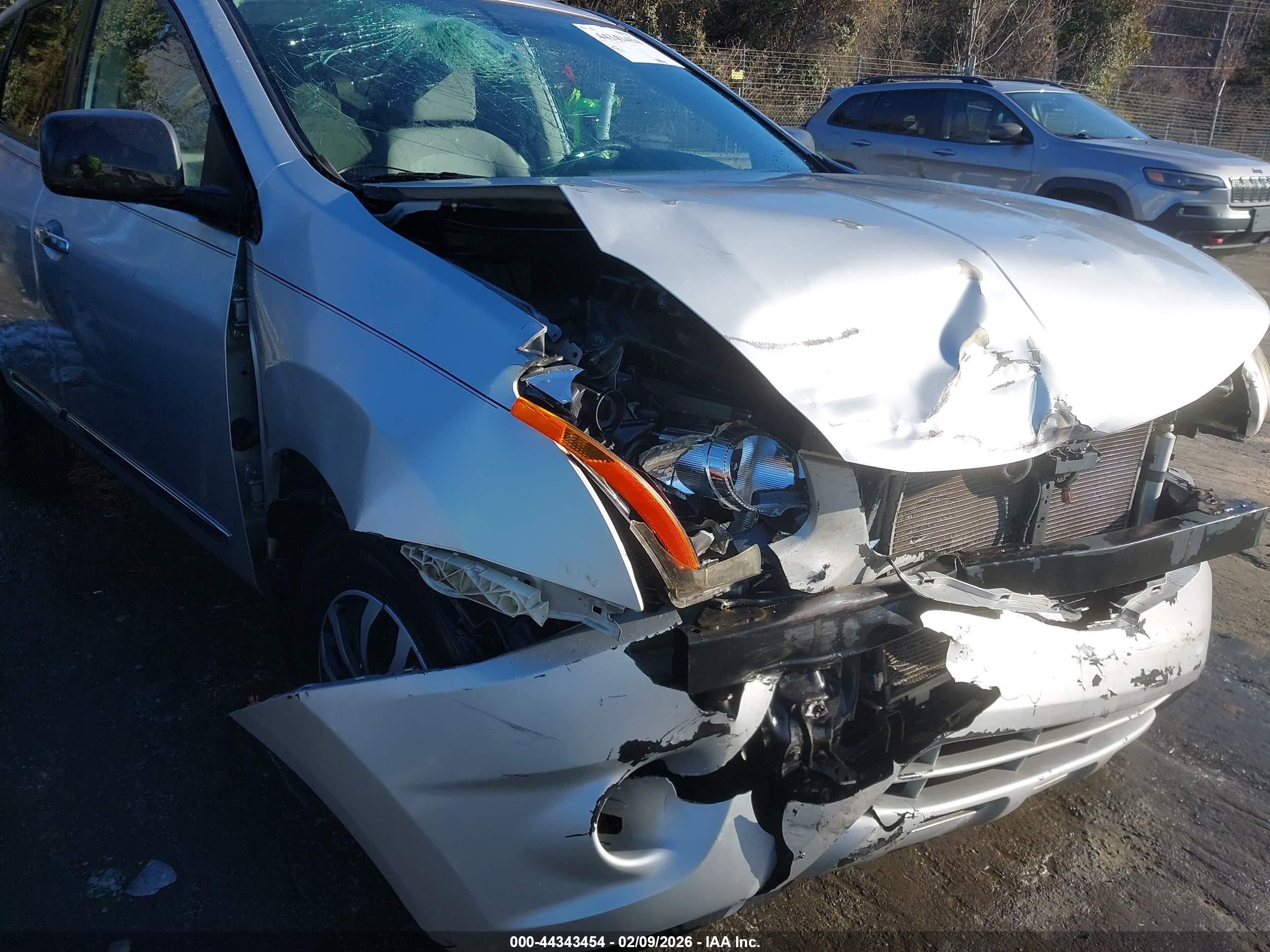 2012 Nissan Rogue S Silver vin: JN8AS5MV9CW392810