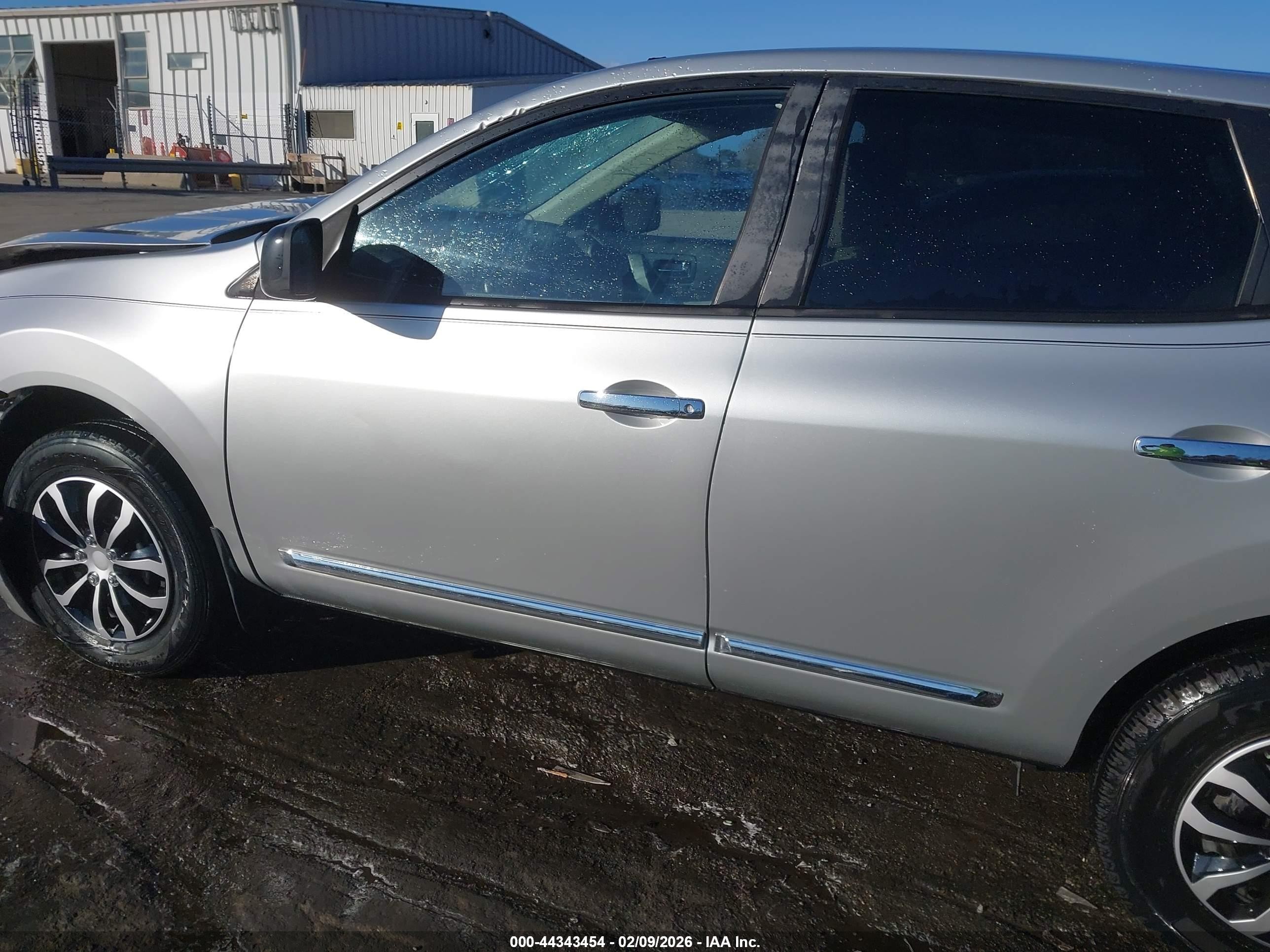 2012 Nissan Rogue S Silver vin: JN8AS5MV9CW392810