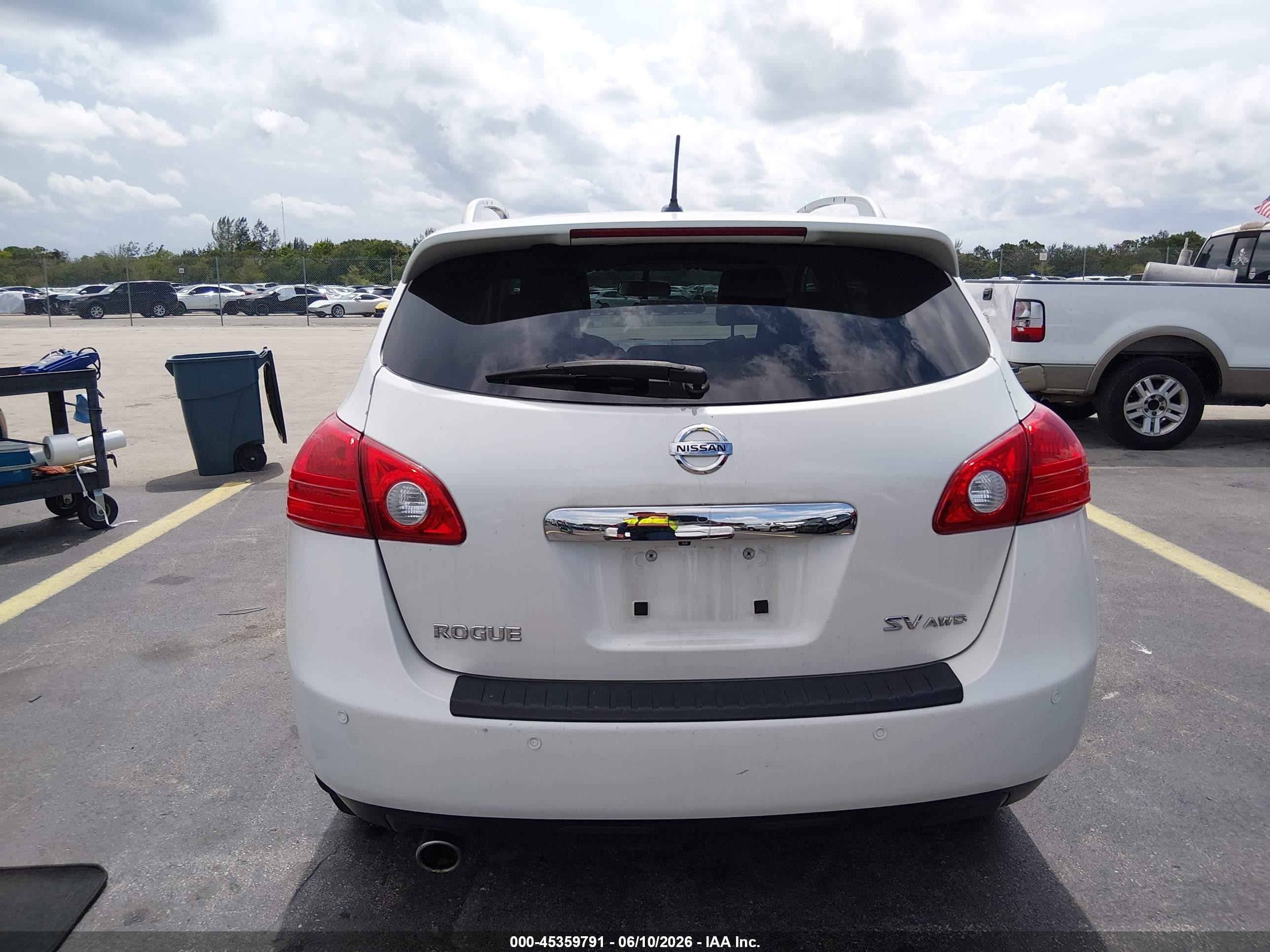 2012 Nissan Rogue Sv White vin: JN8AS5MV9CW409377