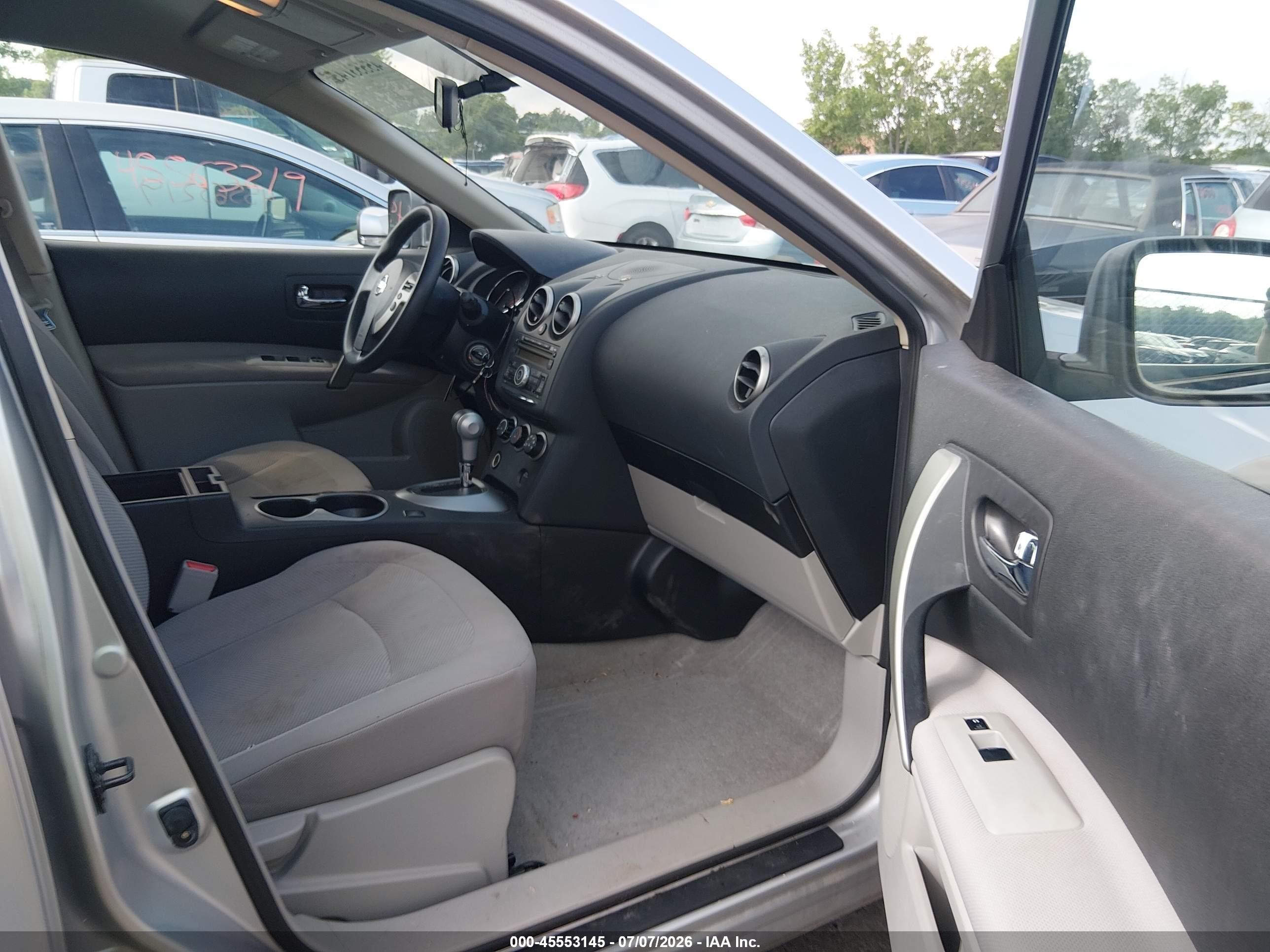 2012 Nissan Rogue S Silver vin: JN8AS5MV9CW700252
