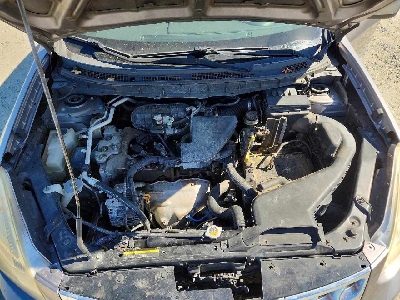 2012 Nissan Rogue S Silver vin: JN8AS5MV9CW706505
