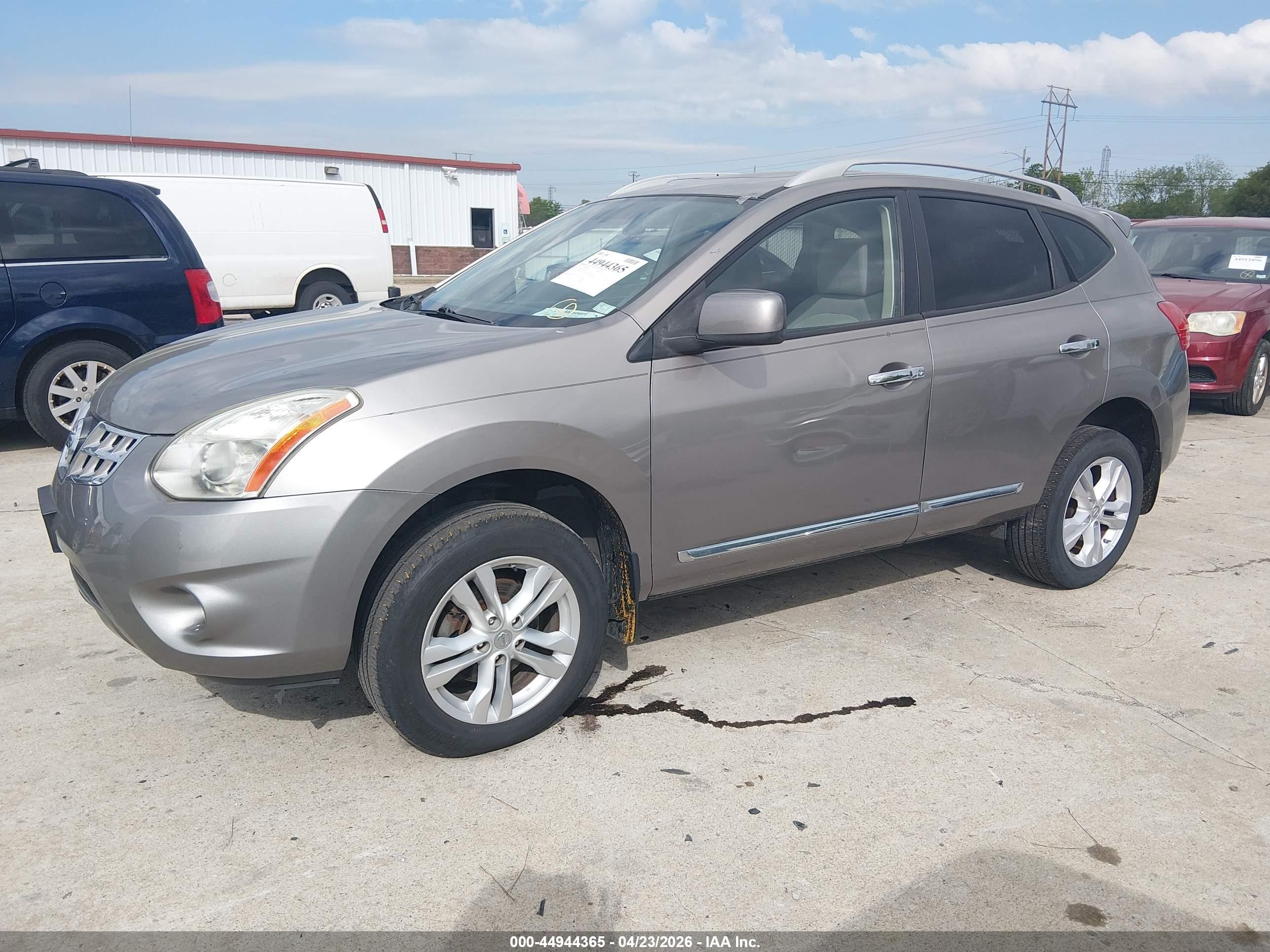 2012 Nissan Rogue Sv Brown vin: JN8AS5MV9CW710828