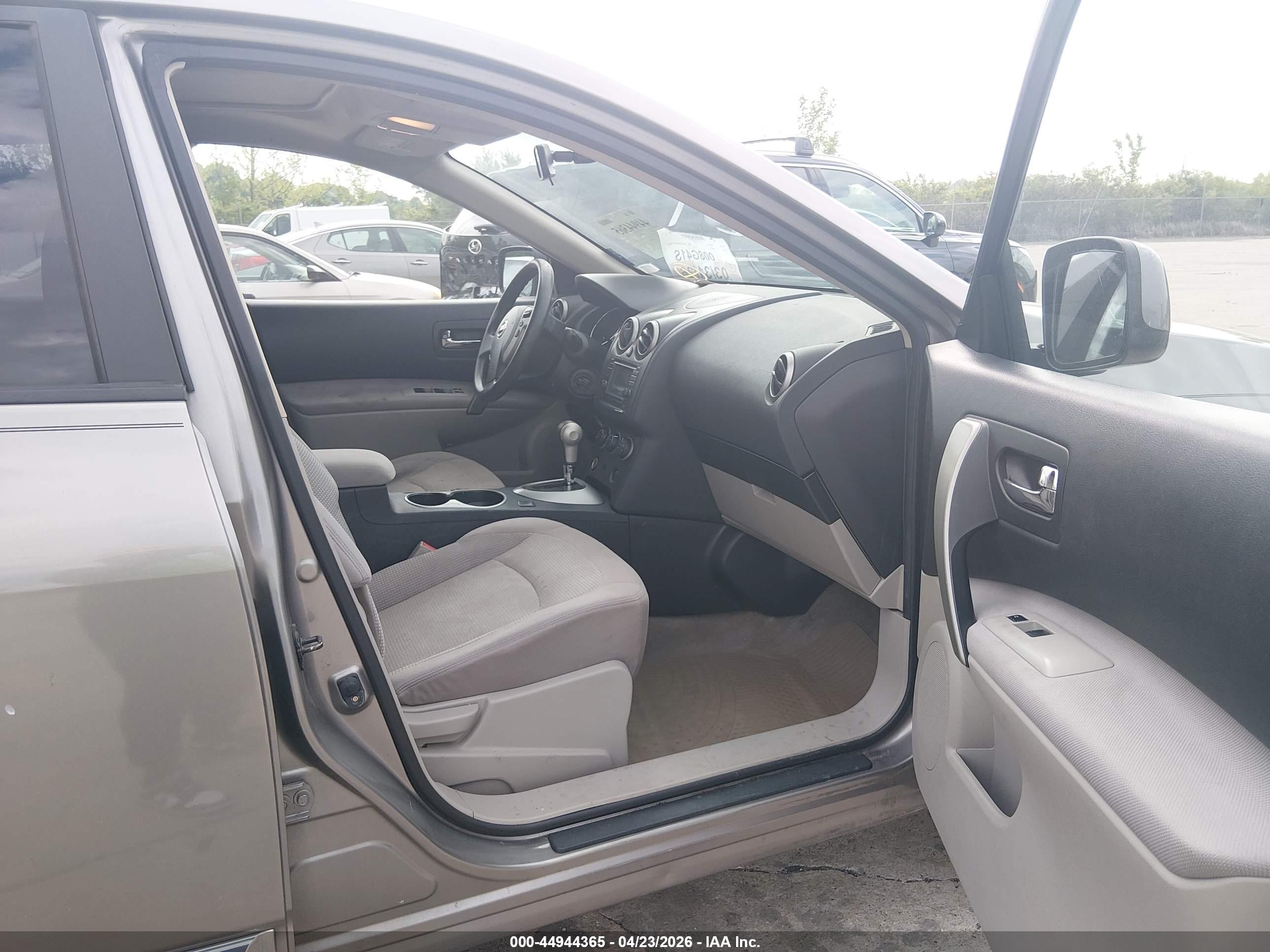2012 Nissan Rogue Sv Brown vin: JN8AS5MV9CW710828