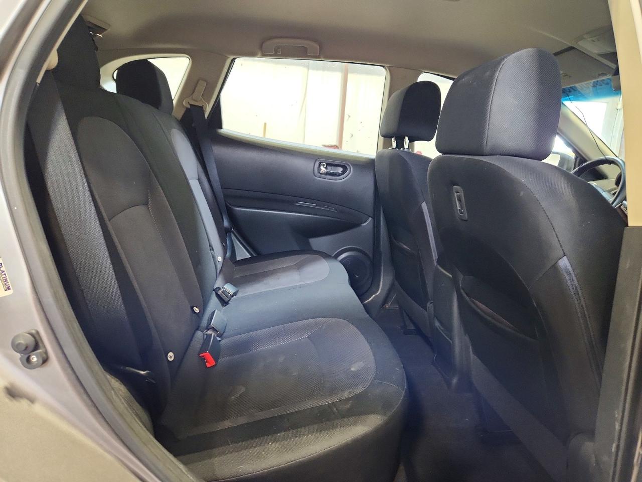 2013 Nissan Rogue S Серый vin: JN8AS5MV9DW110344