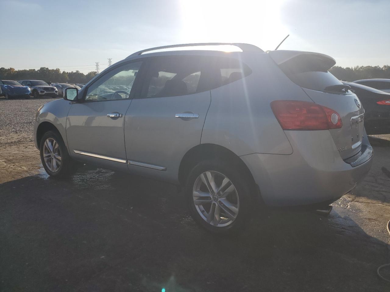 2013 Nissan Rogue S Silver vin: JN8AS5MV9DW127693