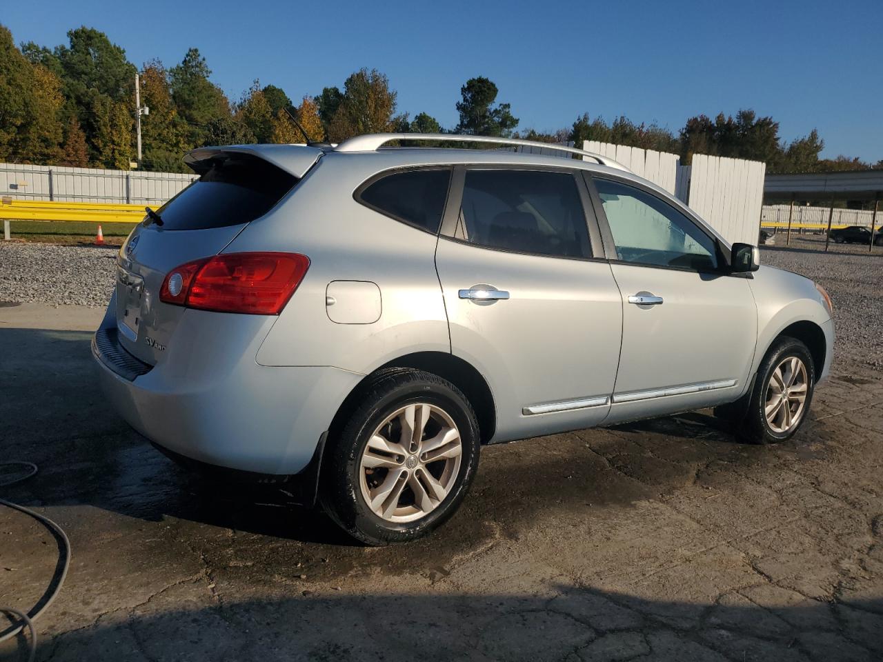 2013 Nissan Rogue S Silver vin: JN8AS5MV9DW127693