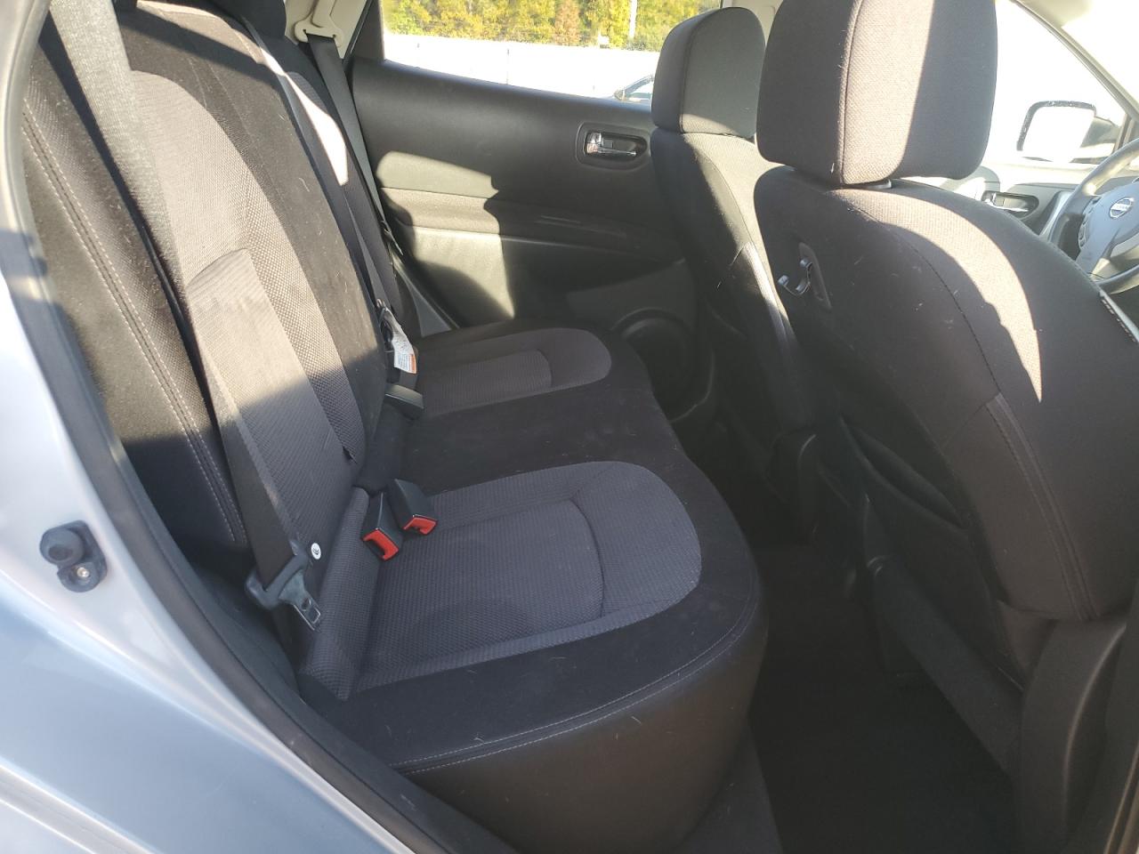 2013 Nissan Rogue S Silver vin: JN8AS5MV9DW127693
