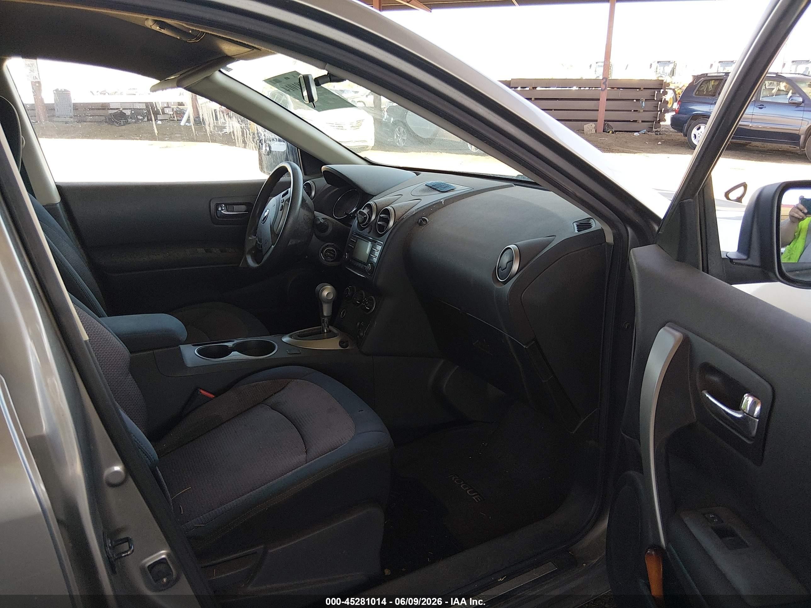 2013 Nissan Rogue Sv Tan vin: JN8AS5MV9DW129167