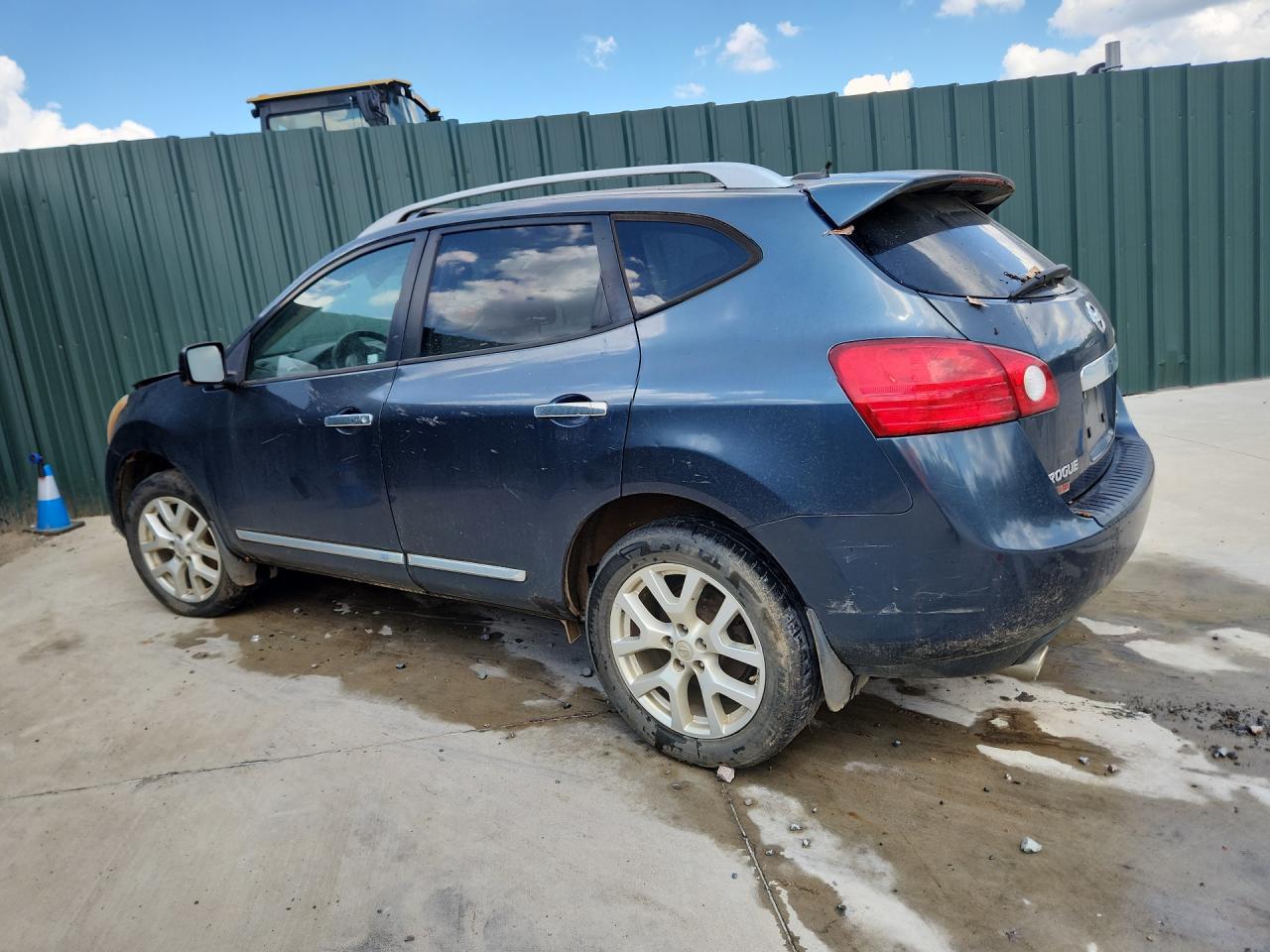 2013 Nissan Rogue S Синий vin: JN8AS5MV9DW141996 Damage: Left Qtr Panel, Dent(S) W/ Paint Dmg, 1 To 2 Inches