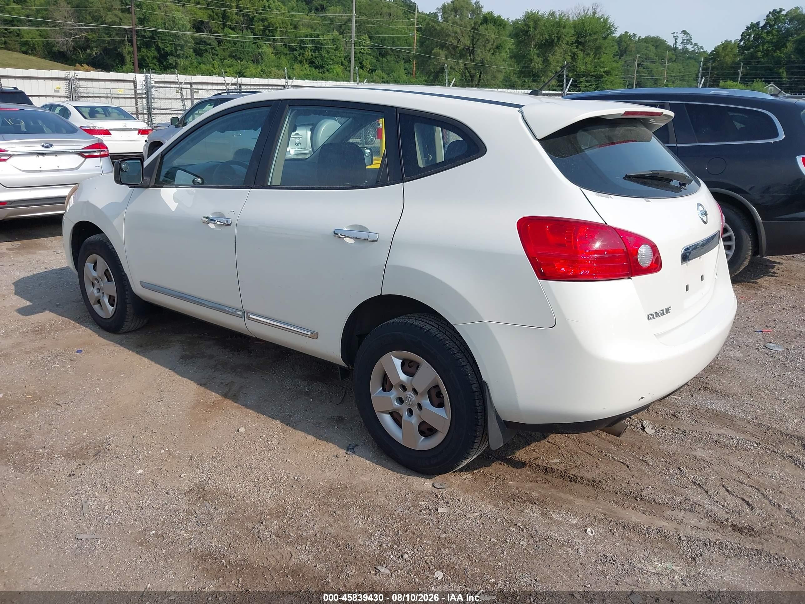 2013 Nissan Rogue S White vin: JN8AS5MV9DW149404