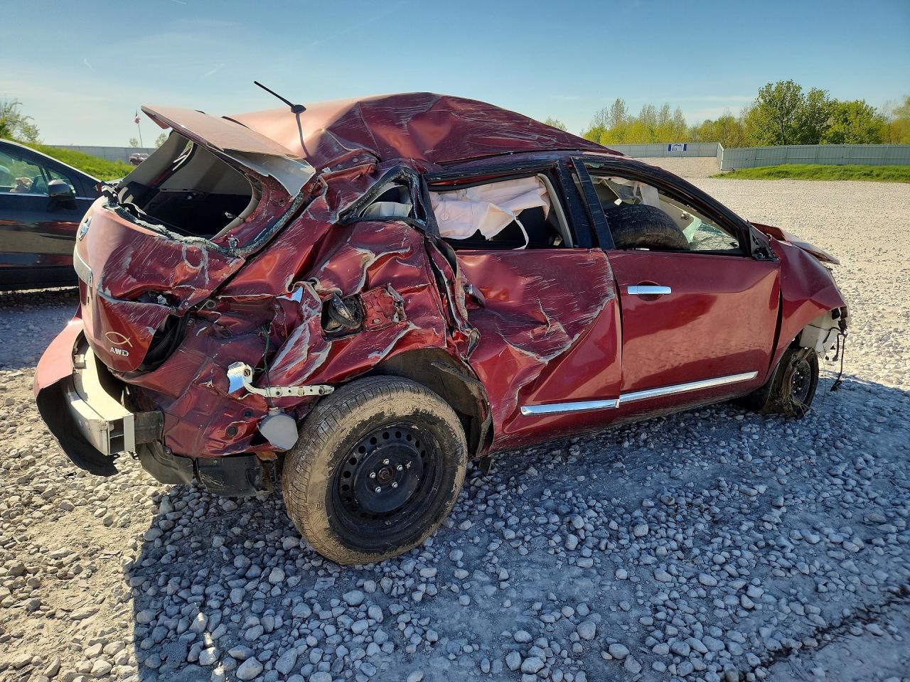 2013 Nissan Rogue S Red vin: JN8AS5MV9DW605420