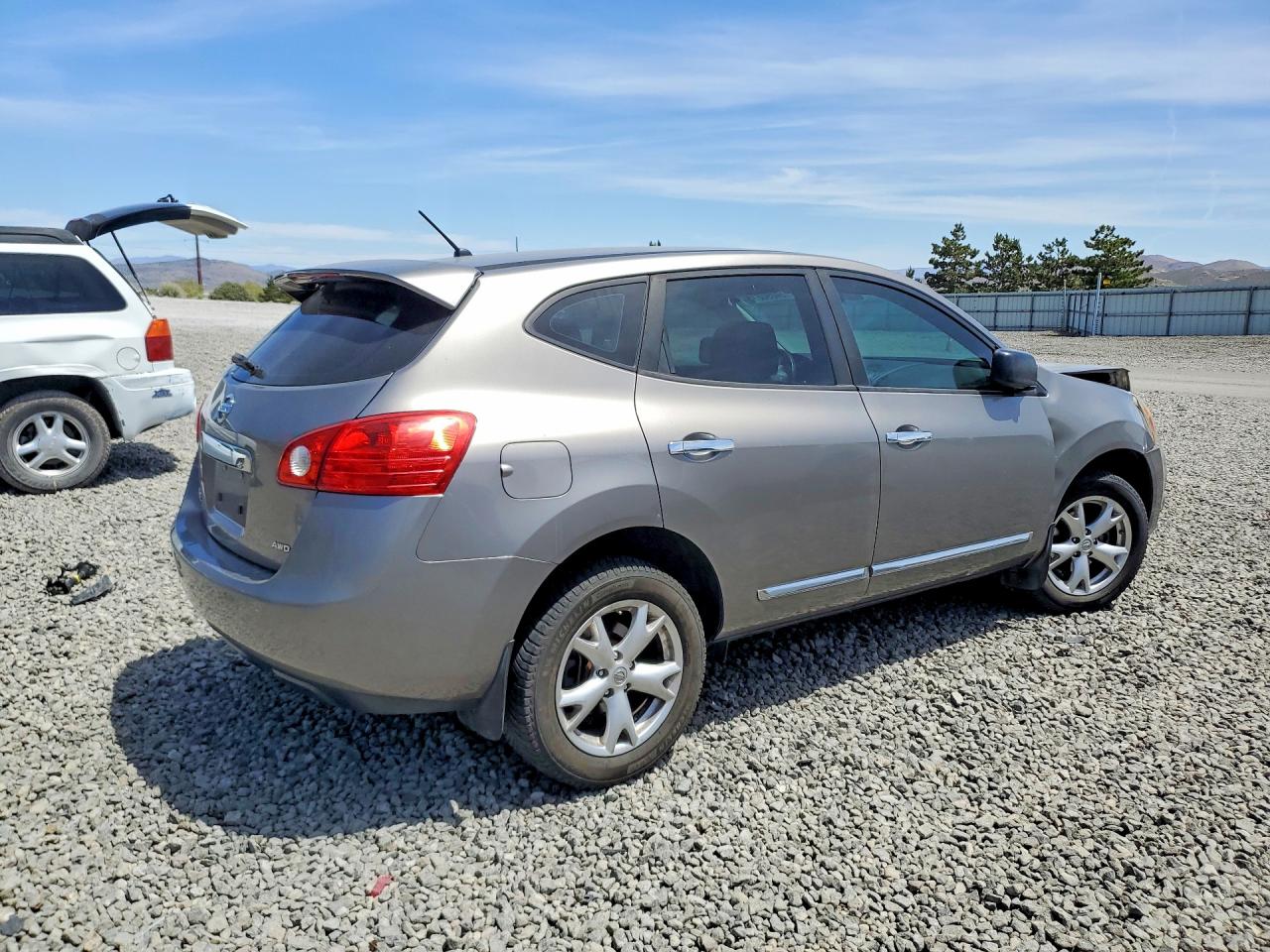 2013 Nissan Rogue S Gray vin: JN8AS5MV9DW605594
