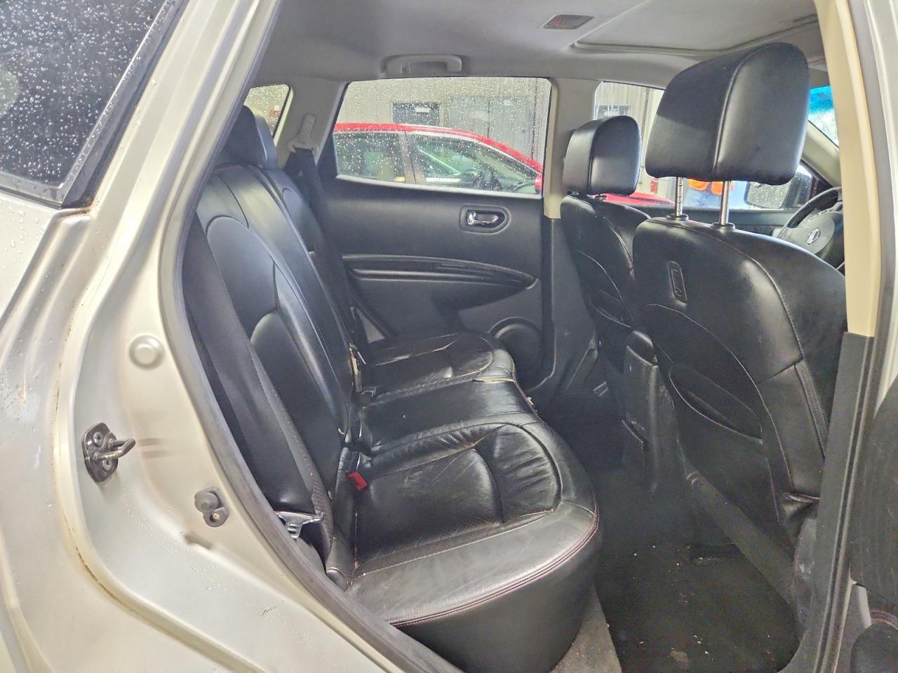 2013 Nissan Rogue S/sv Silver vin: JN8AS5MV9DW610746