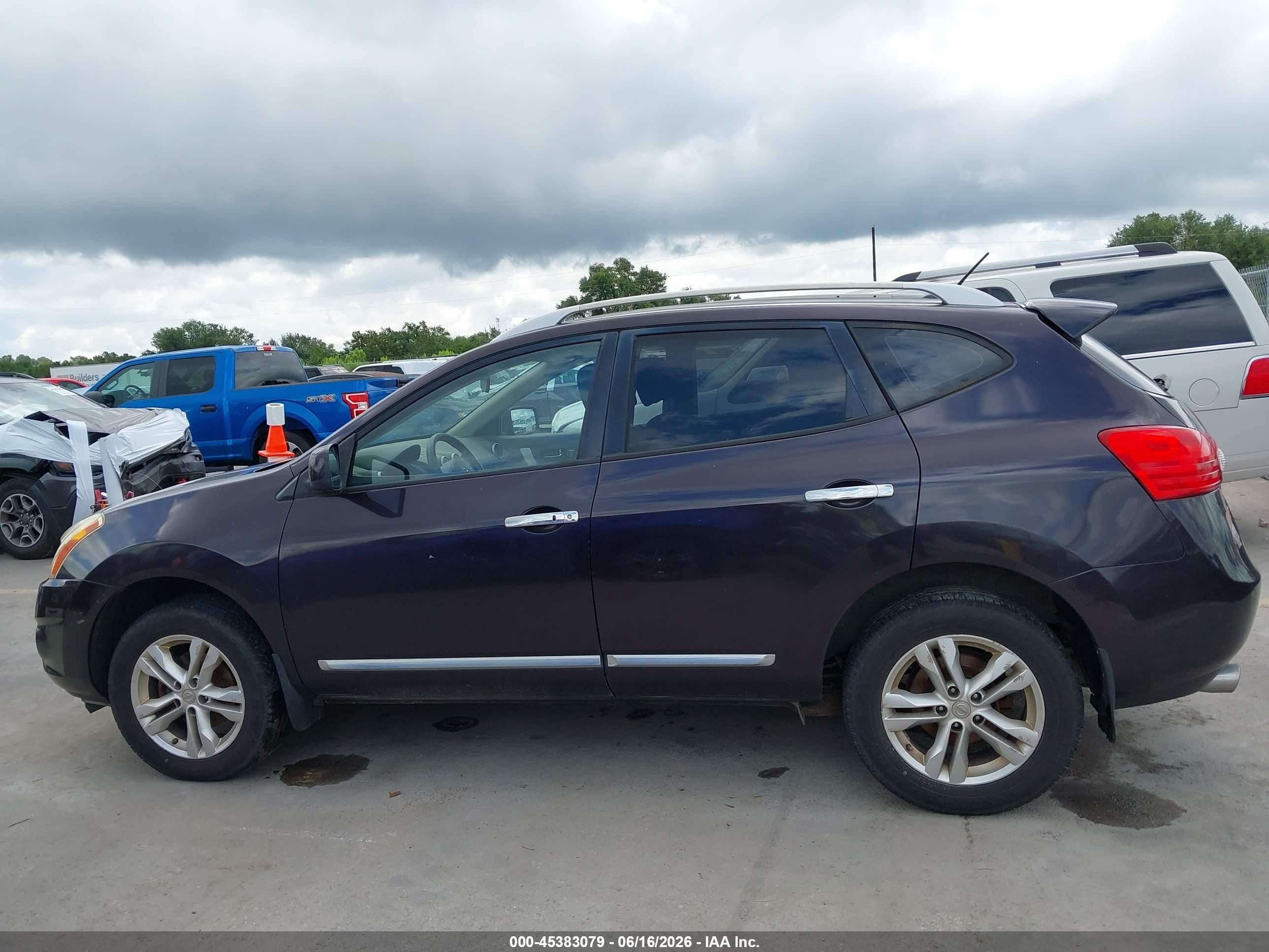 2013 Nissan Rogue Sv Purple vin: JN8AS5MV9DW617373
