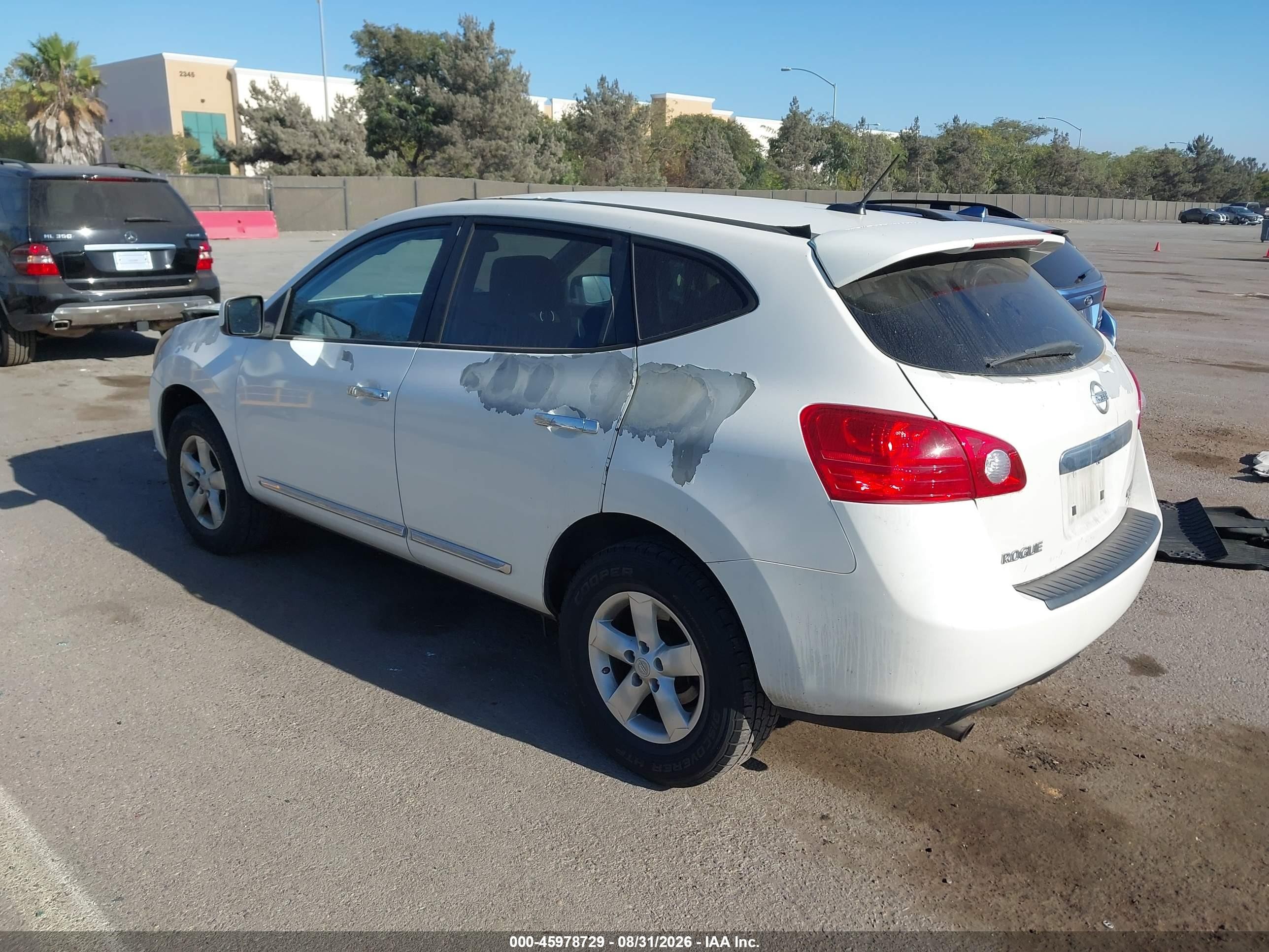 2013 Nissan Rogue S White vin: JN8AS5MV9DW631483