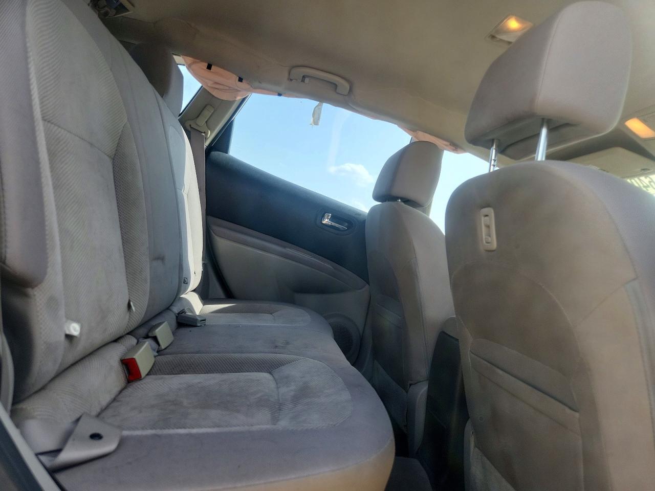 2013 Nissan Rogue S White vin: JN8AS5MV9DW638403
