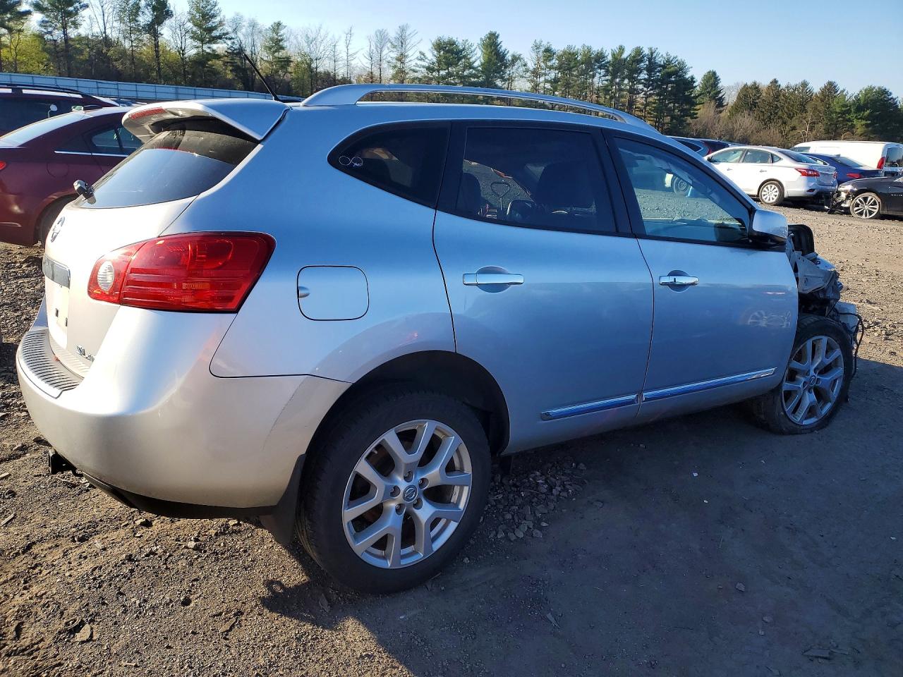 2013 Nissan Rogue S Silver vin: JN8AS5MV9DW642760