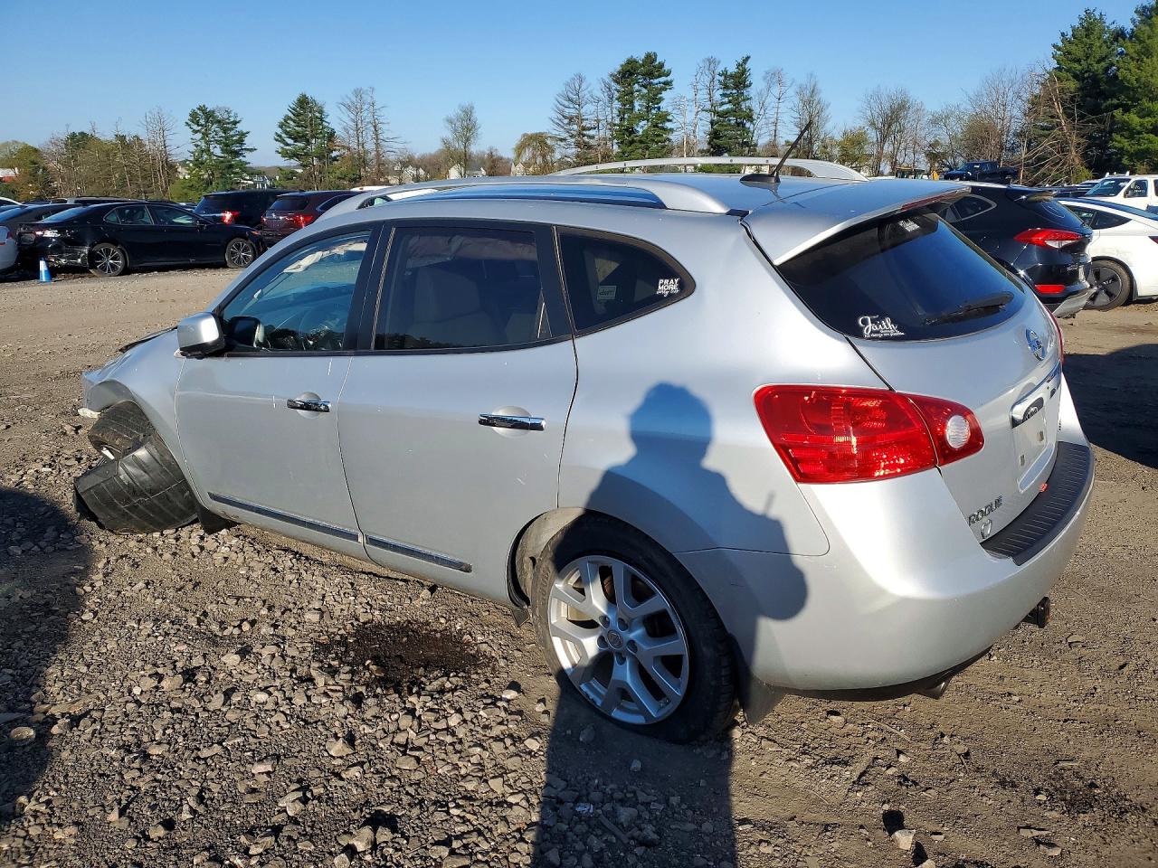 2013 Nissan Rogue S Silver vin: JN8AS5MV9DW642760